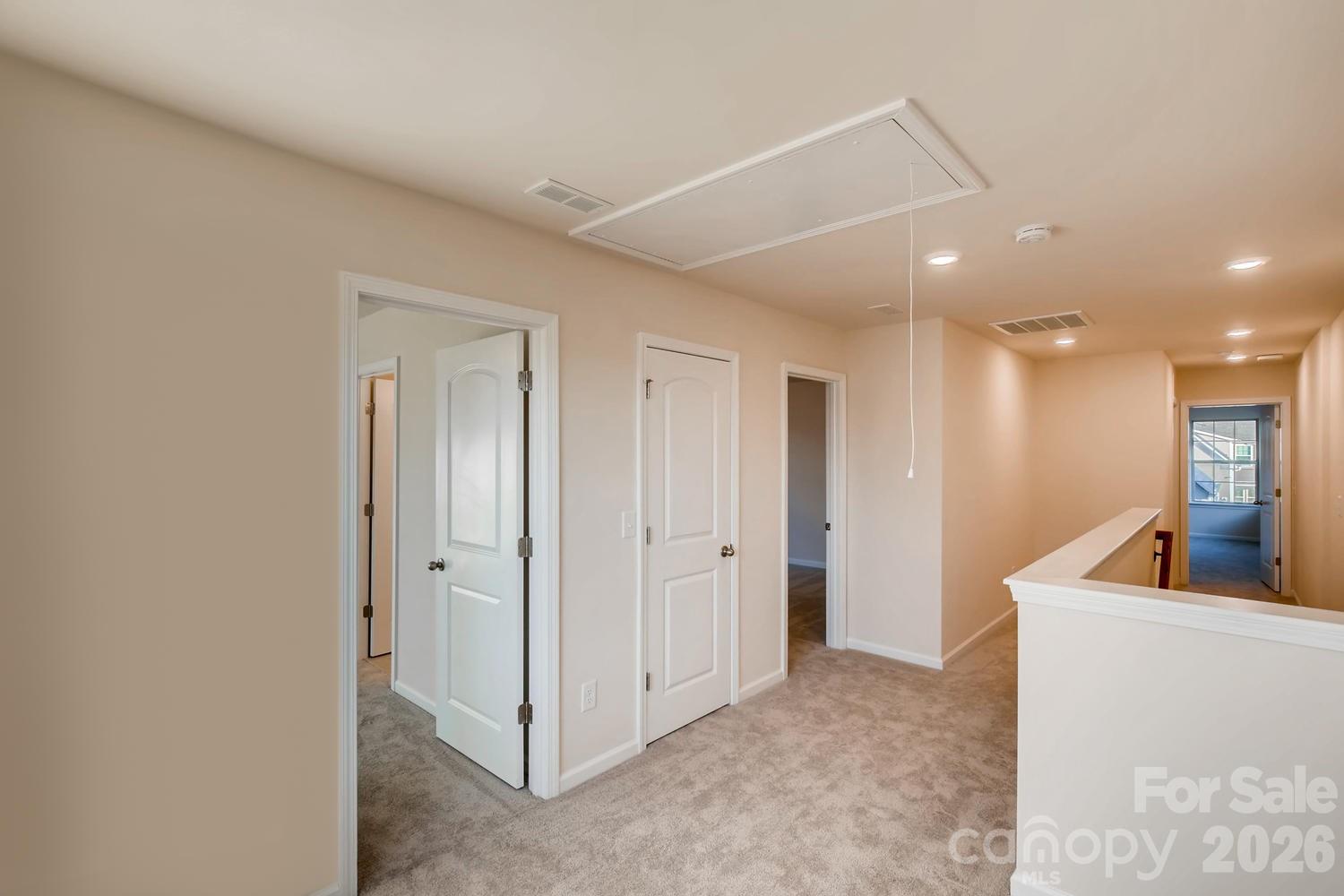 6418 Raffia Road — Charlotte