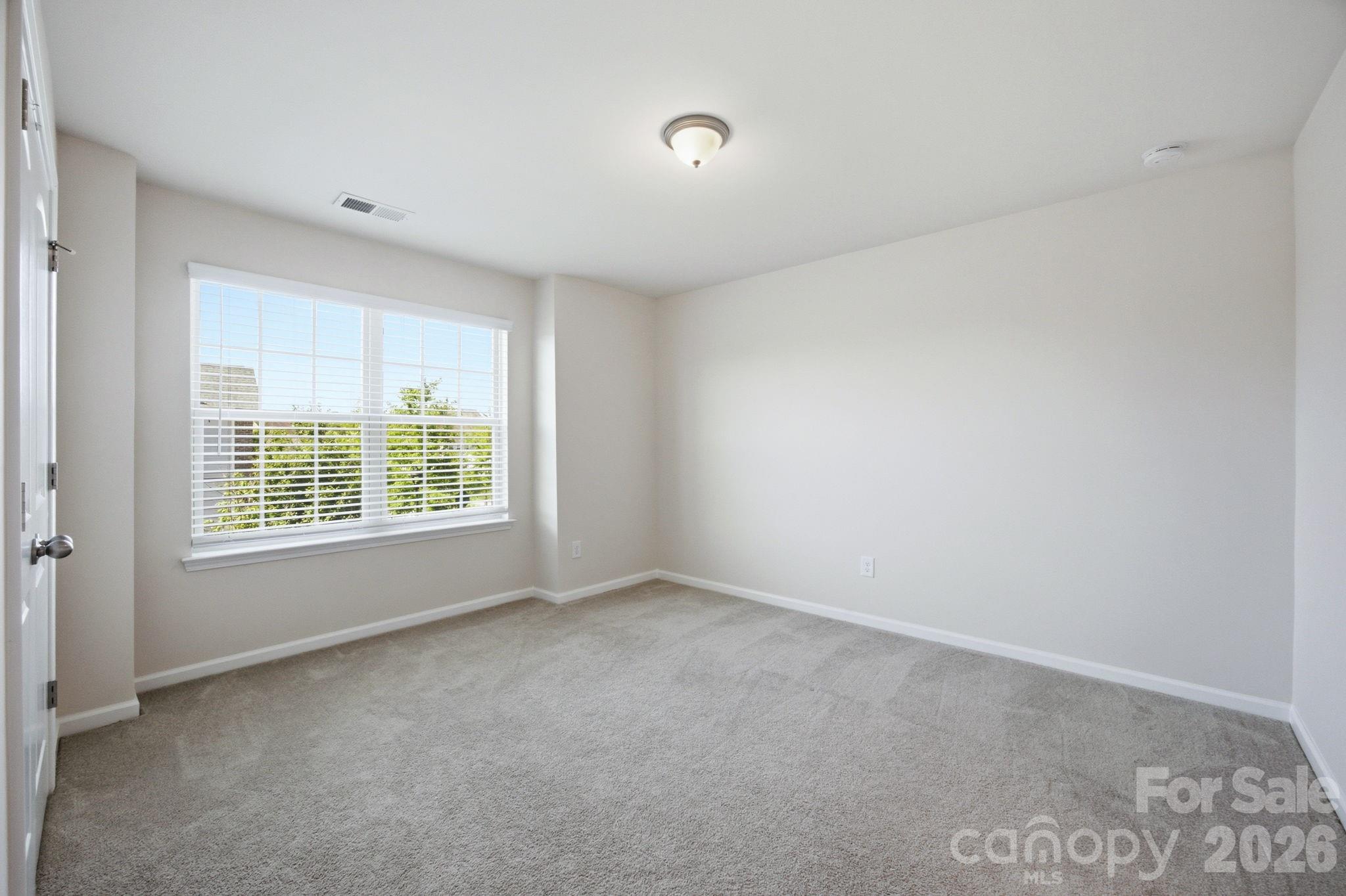 6418 Raffia Road — Charlotte