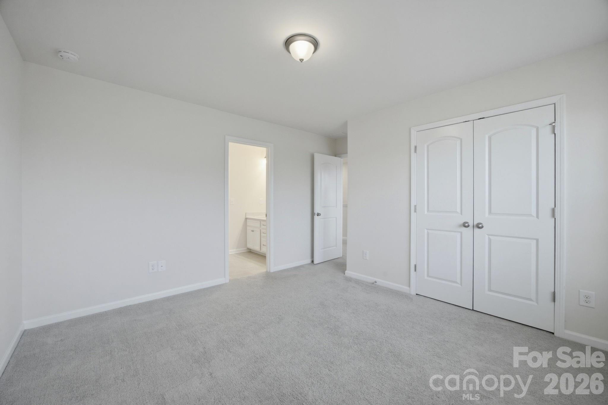 6418 Raffia Road — Charlotte