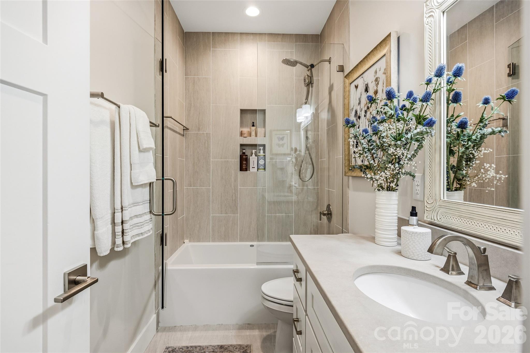25 E Williams Meadow Court — Hendersonville