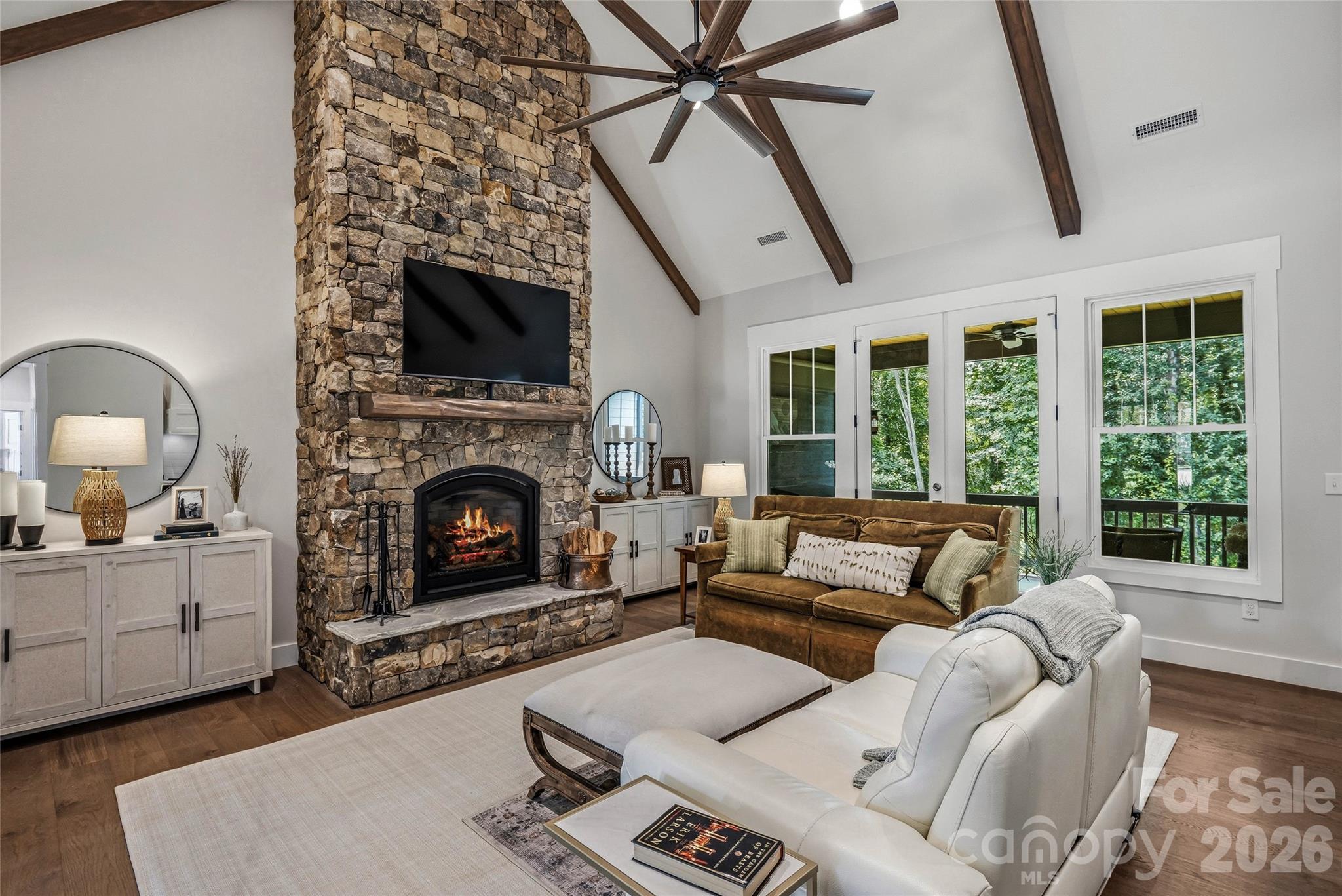 25 E Williams Meadow Court — Hendersonville