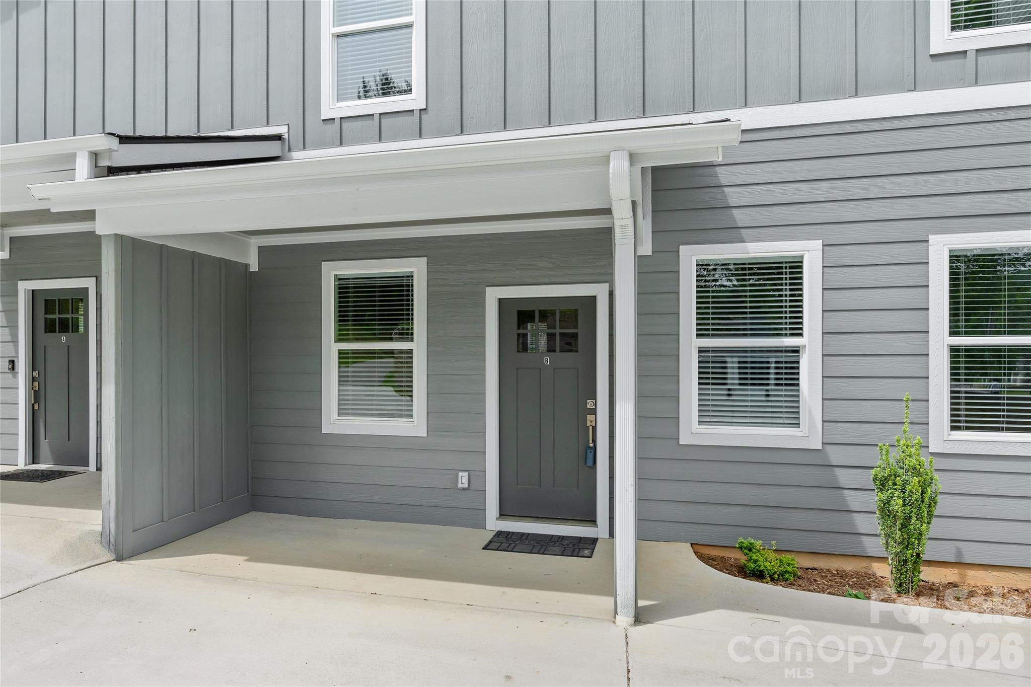 128 Rock Hill Road — Asheville