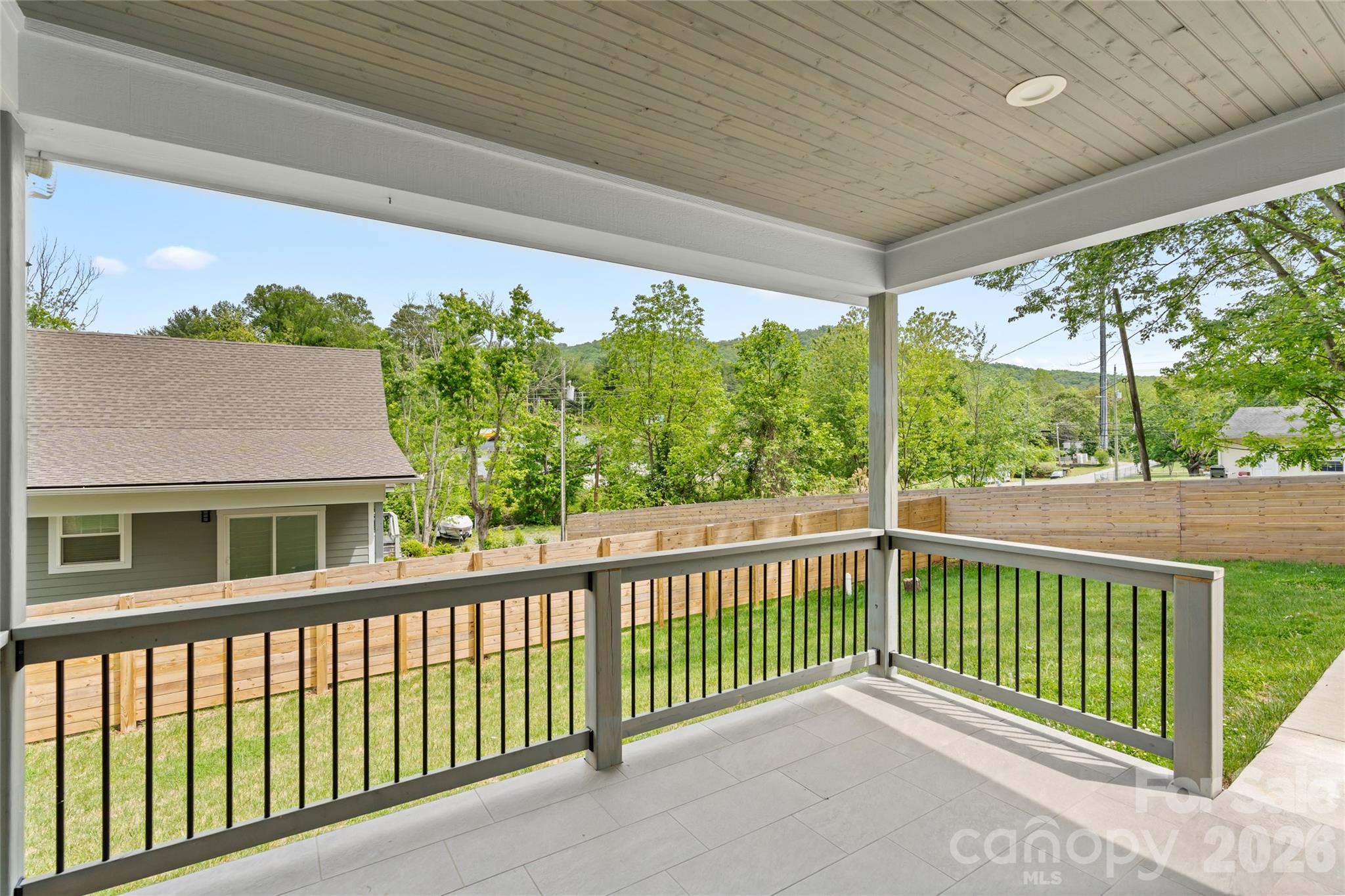 128 Rock Hill Road — Asheville