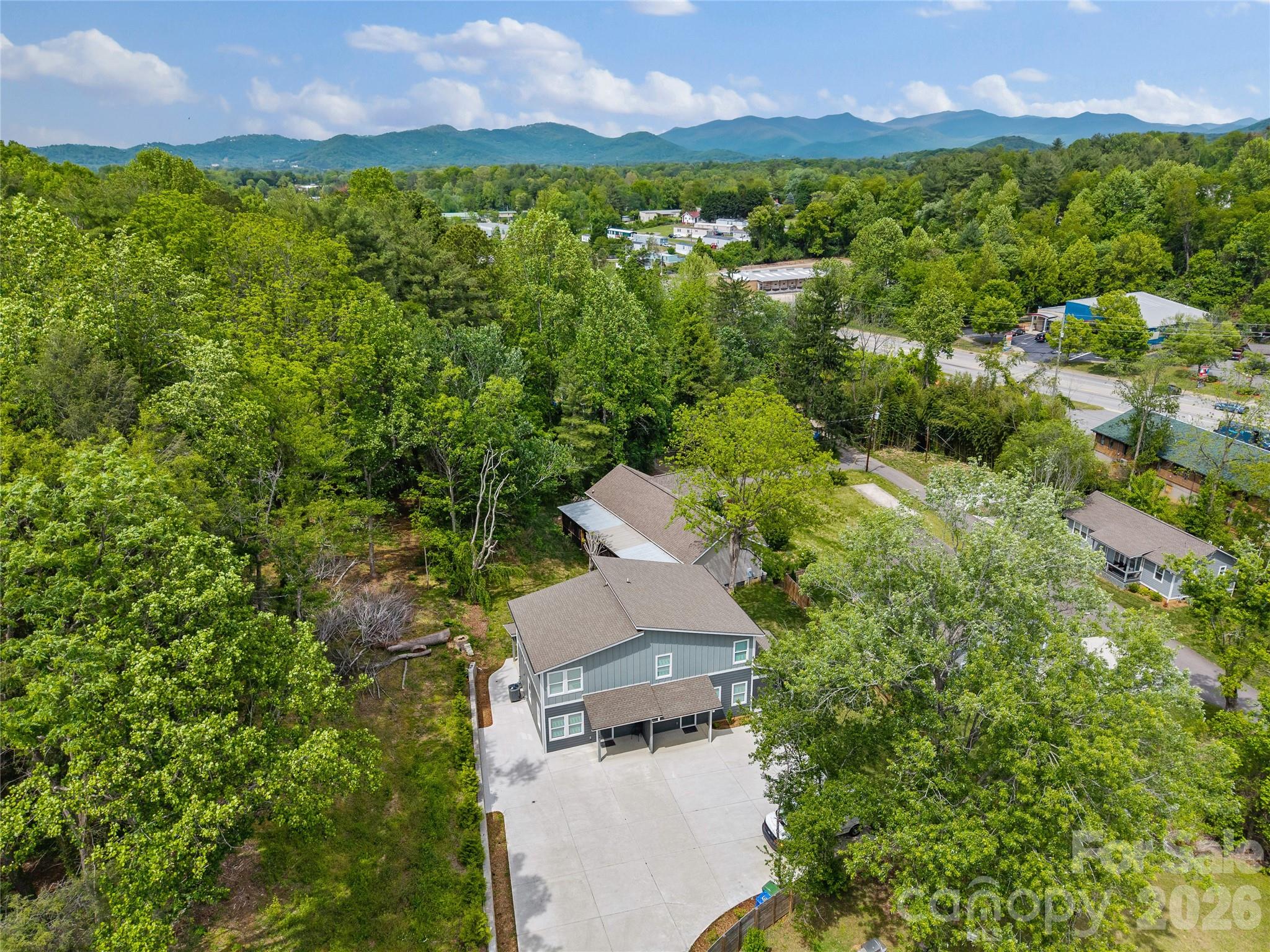 128 Rock Hill Road — Asheville