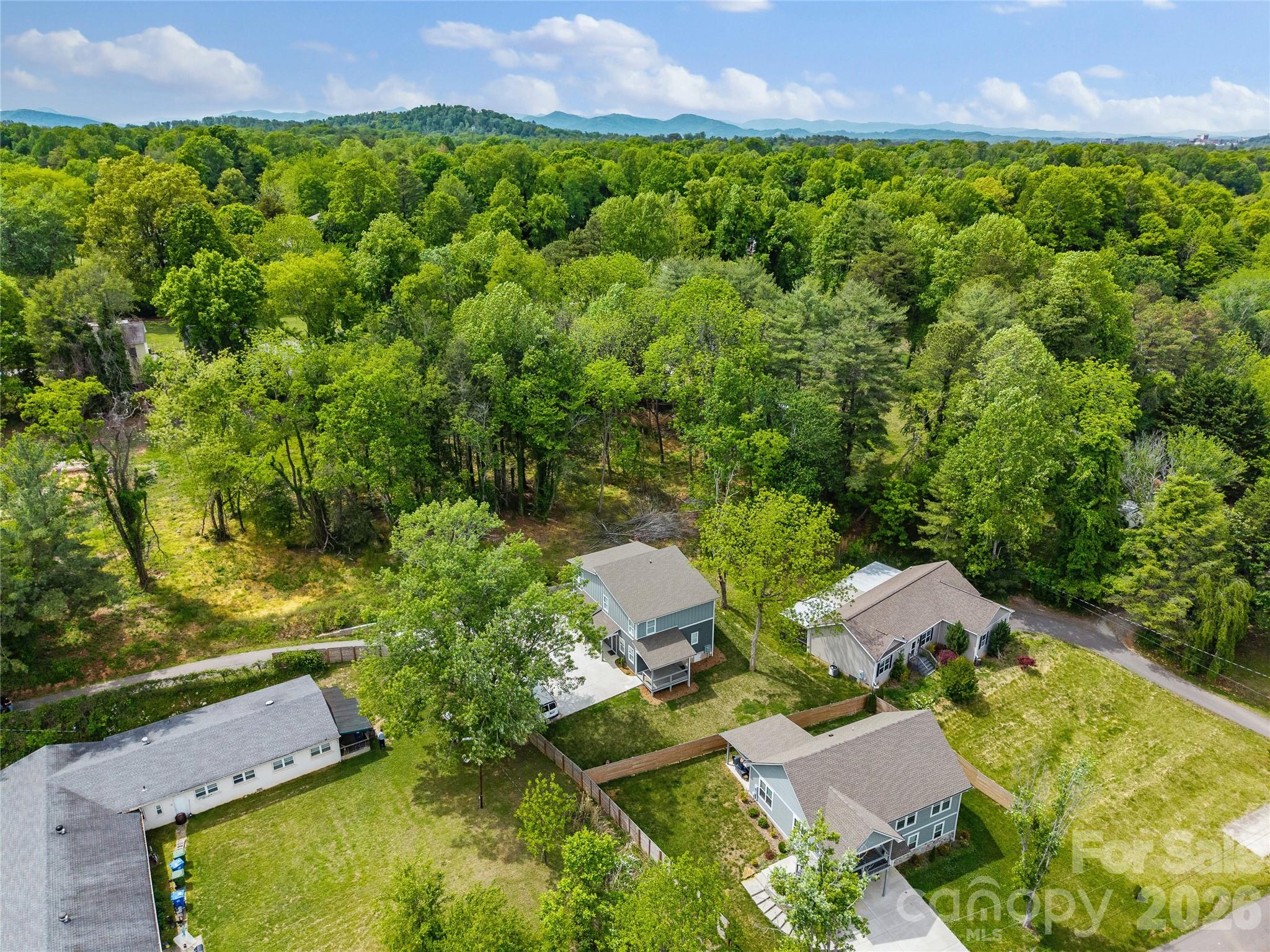 128 Rock Hill Road — Asheville