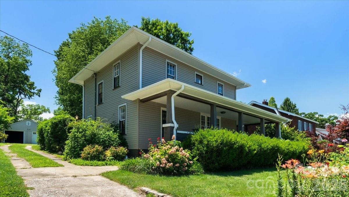 203 Pennsylvania Avenue — Canton
