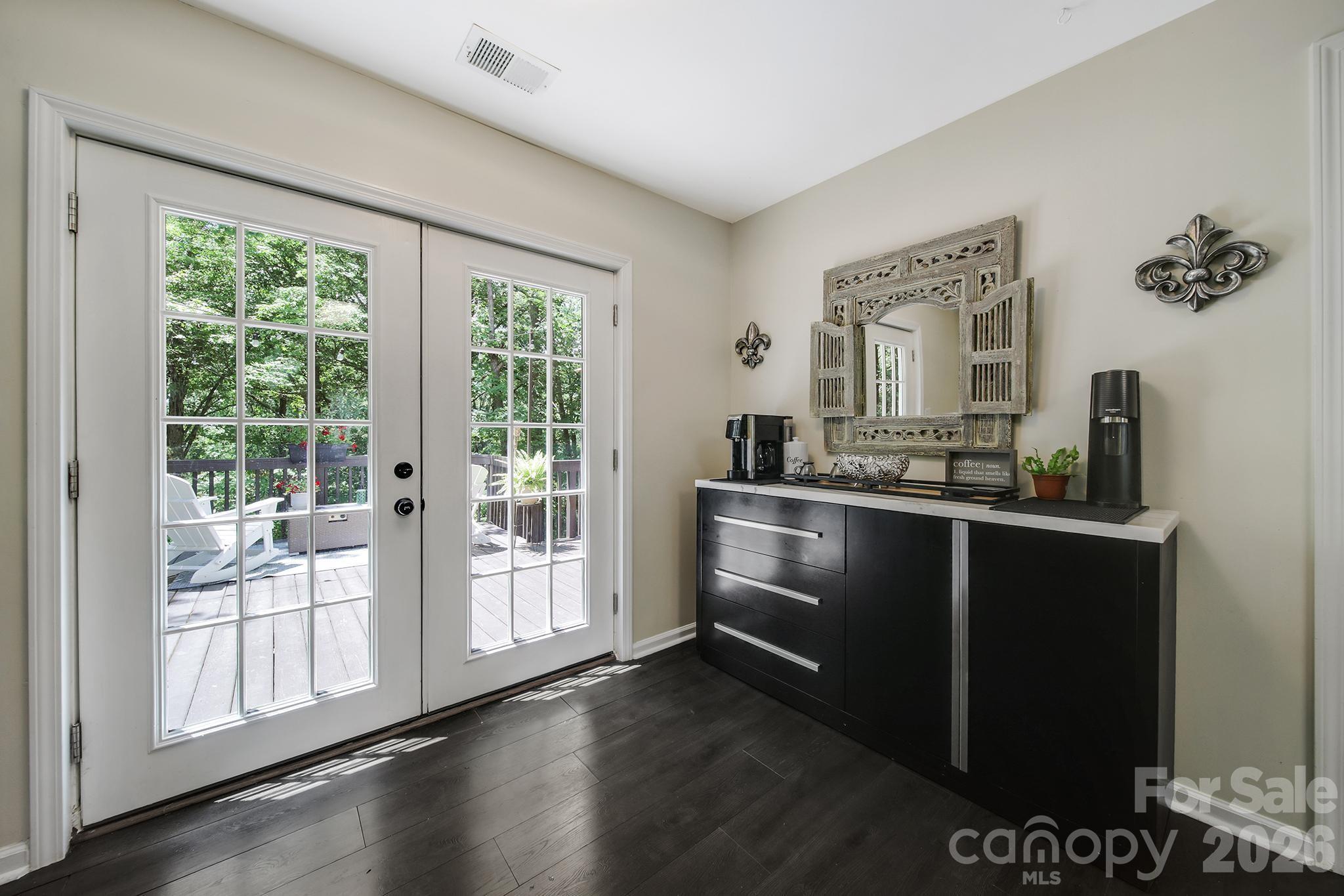 14338 Crown Harbor Drive — Charlotte
