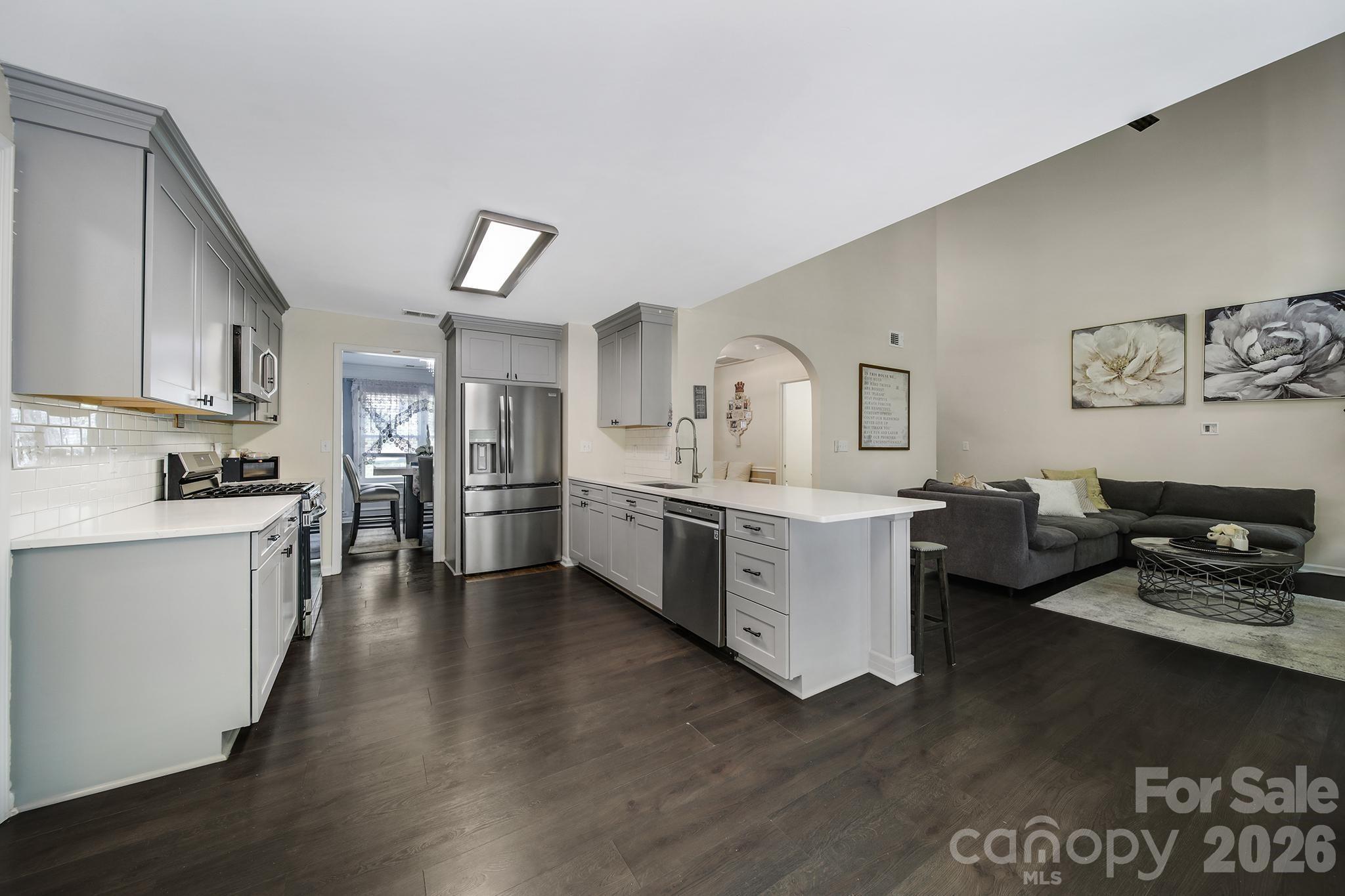 14338 Crown Harbor Drive — Charlotte
