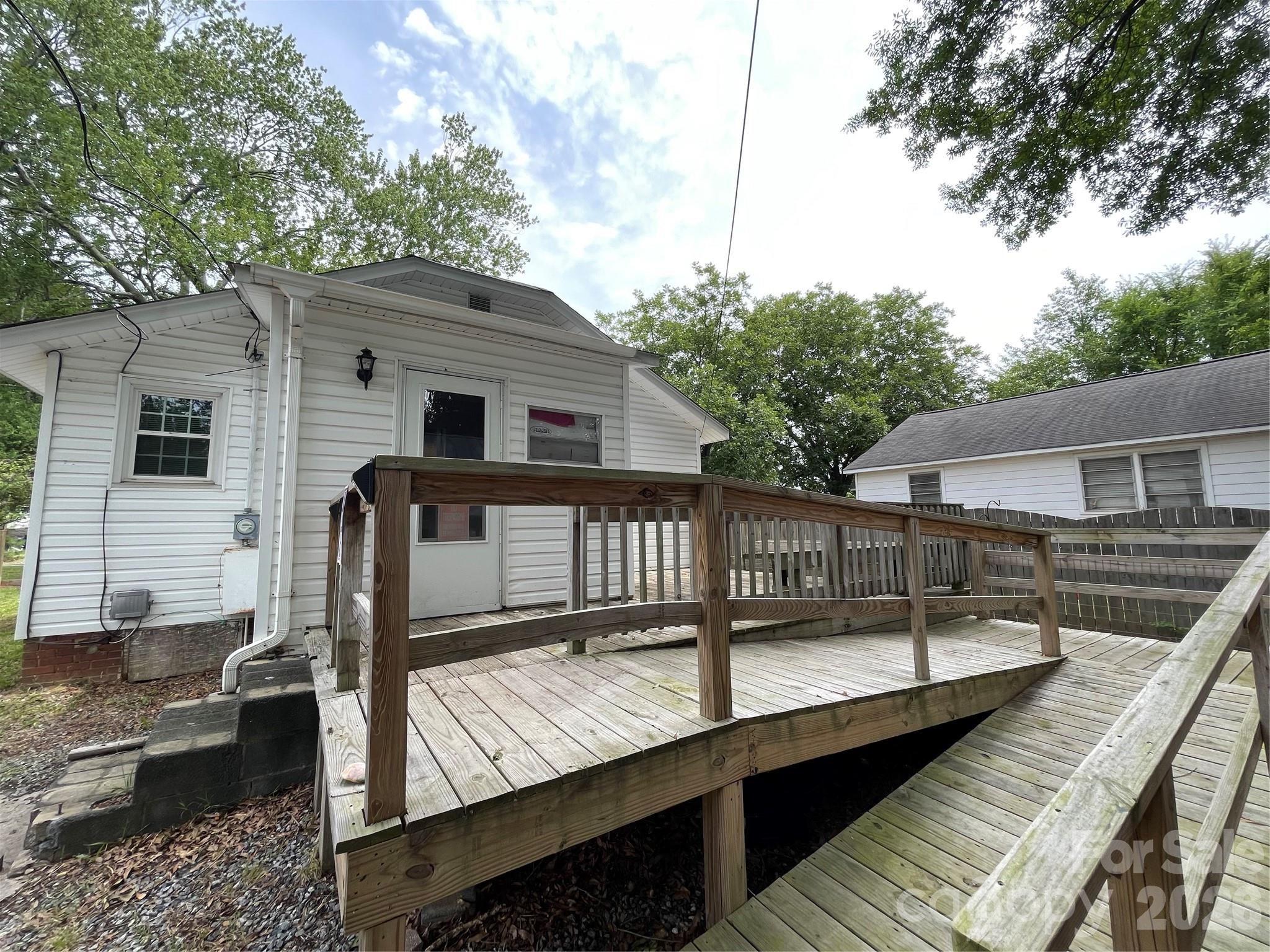 1408 Moose Road — Kannapolis