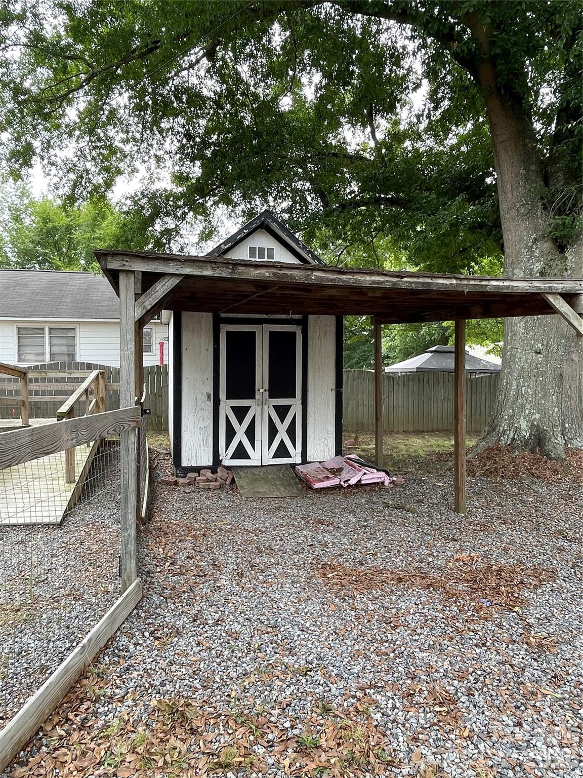 1408 Moose Road — Kannapolis