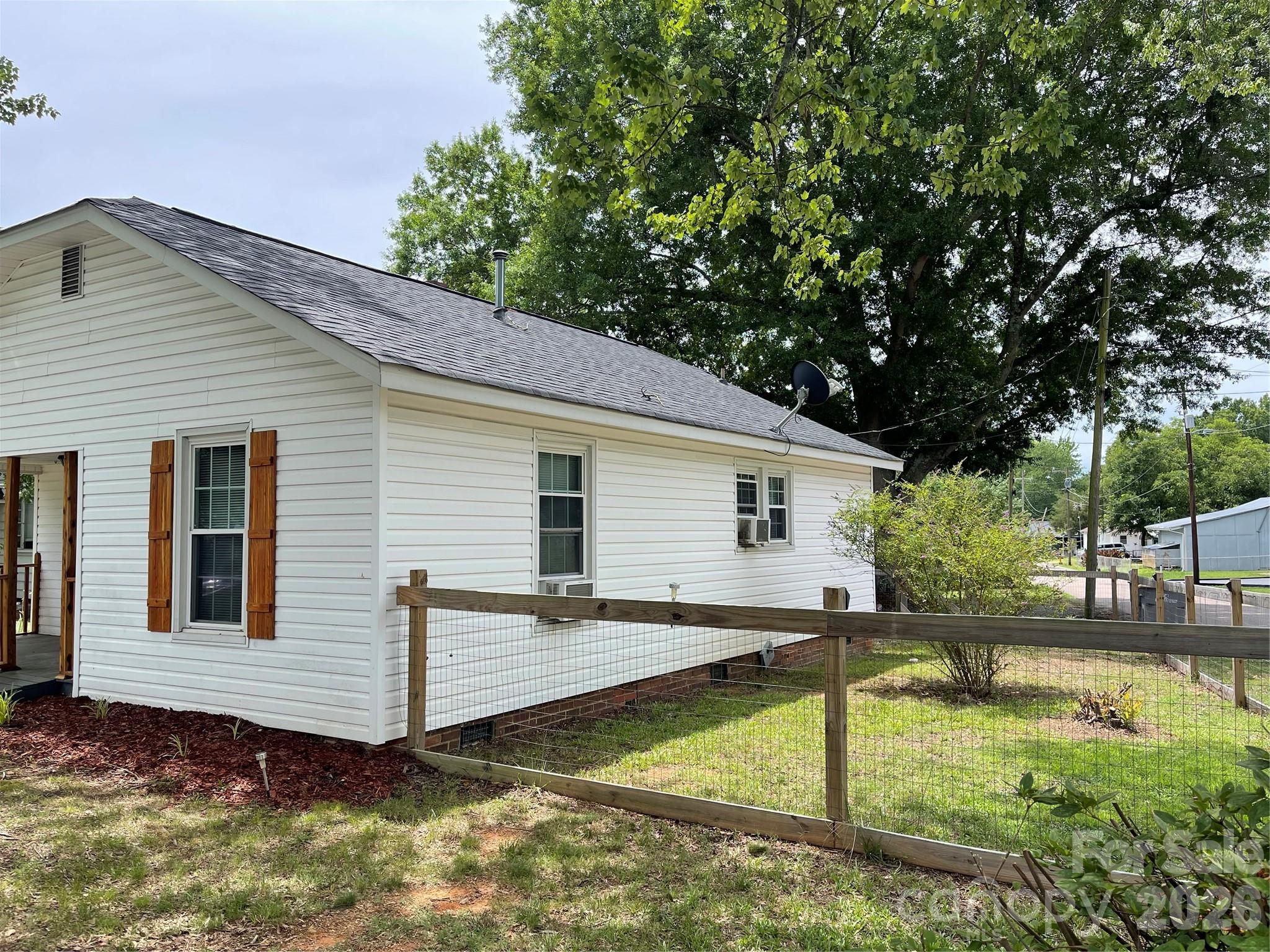 1408 Moose Road — Kannapolis