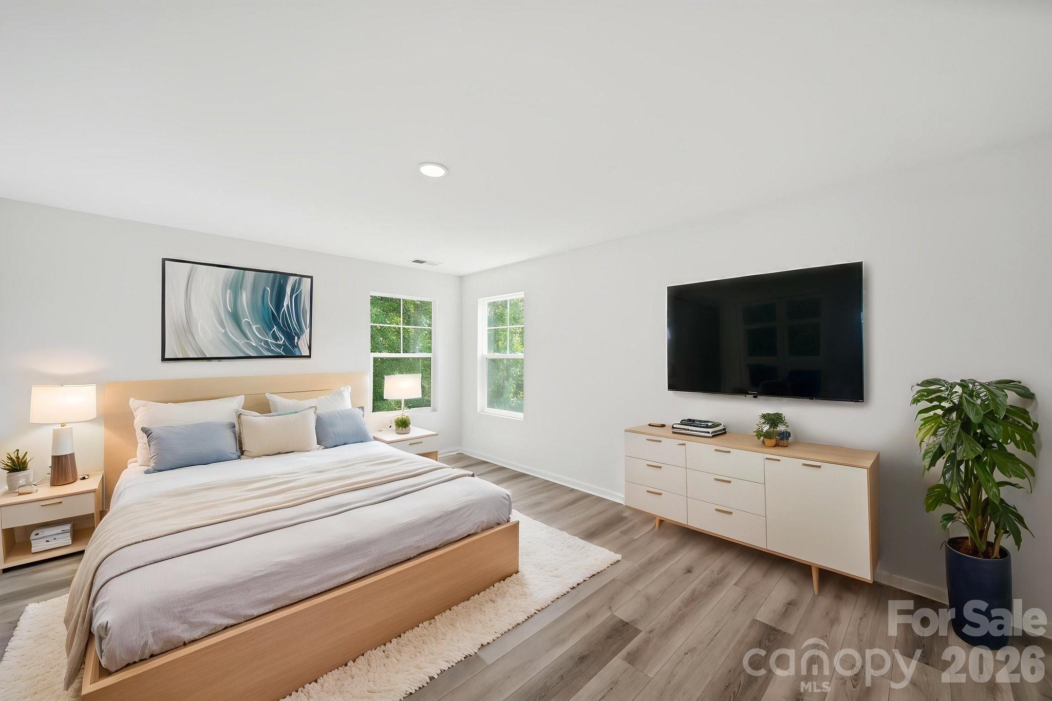7725 E Lane Drive — Charlotte