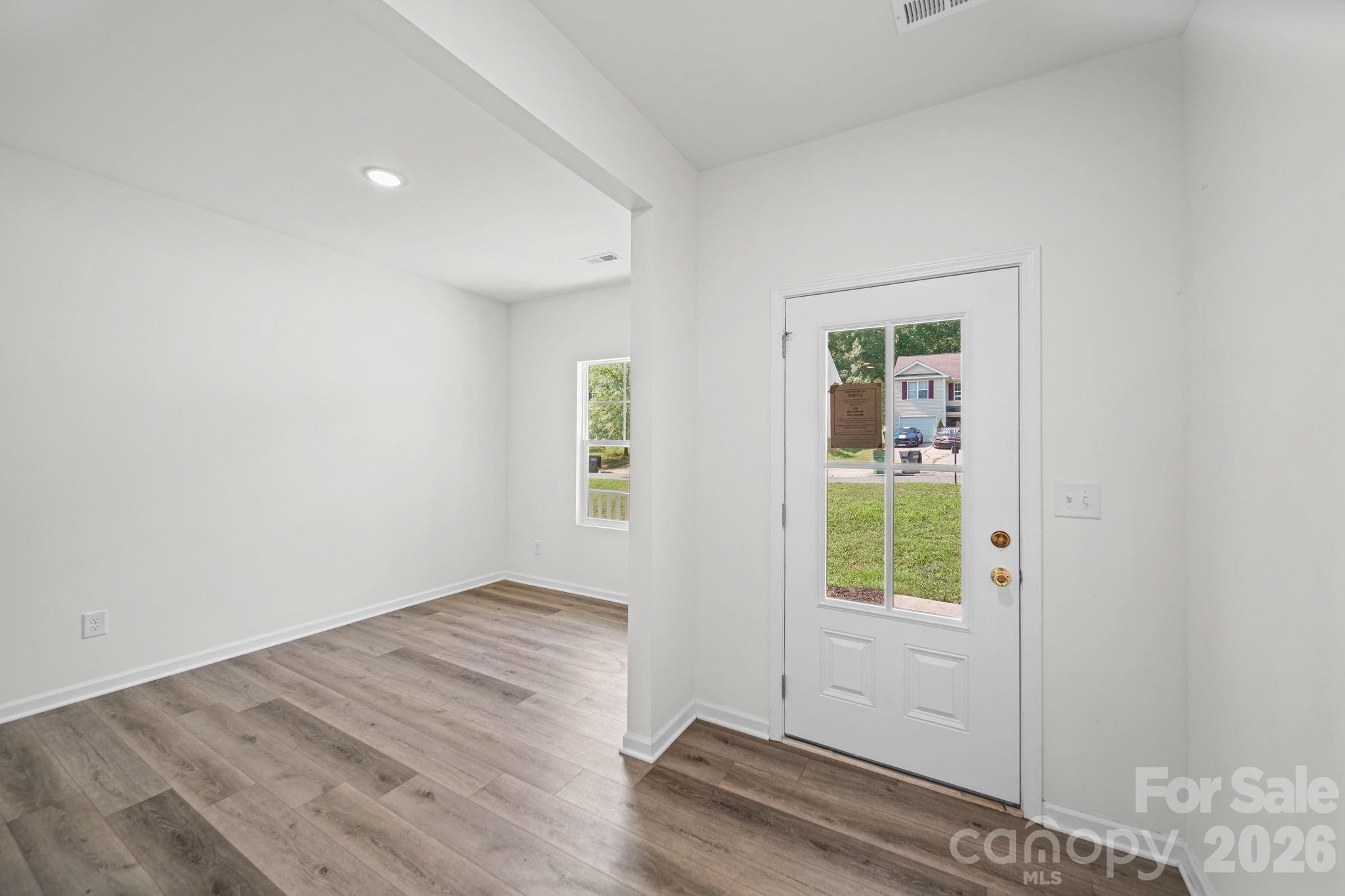 7725 E Lane Drive — Charlotte