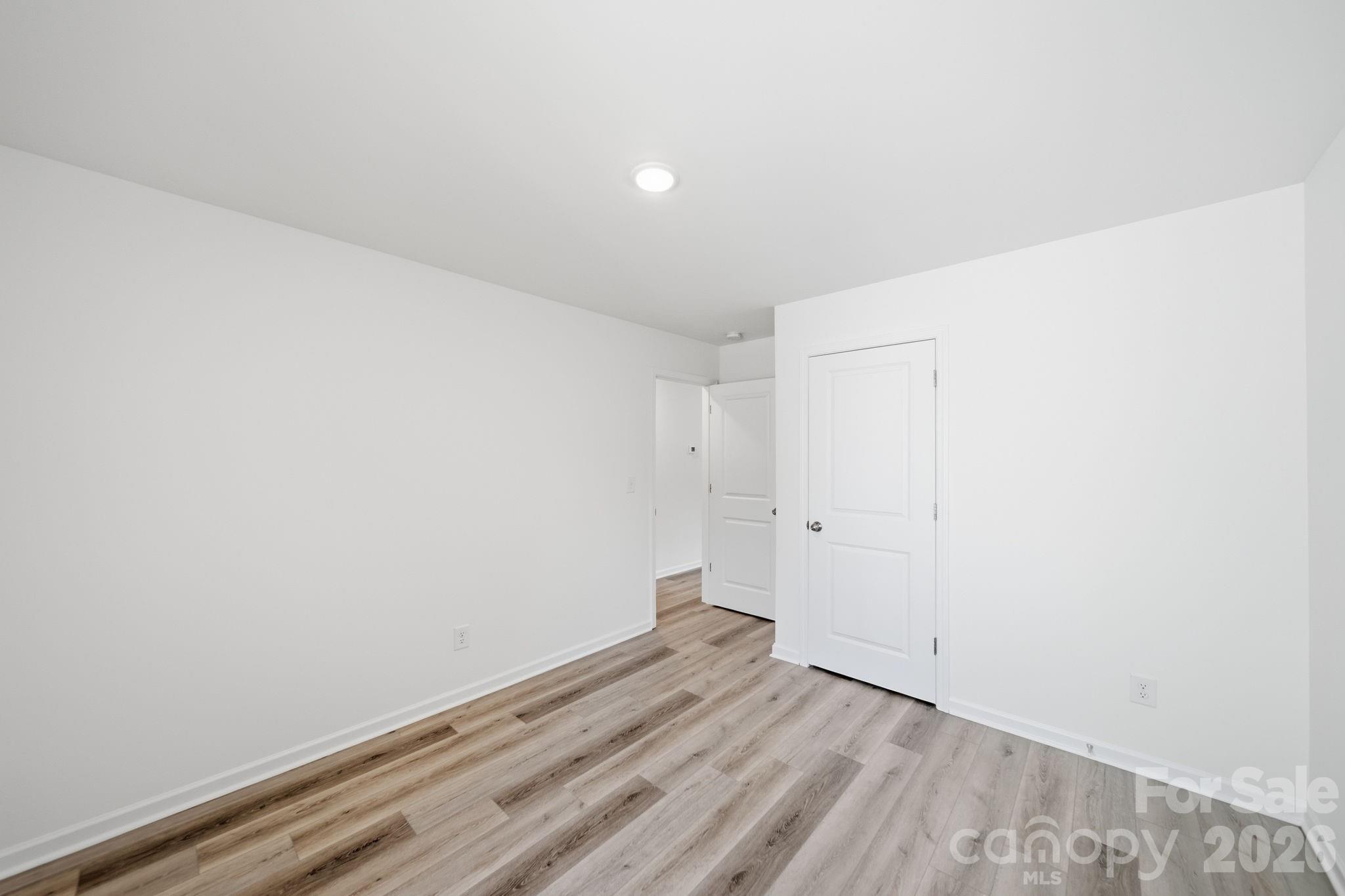7725 E Lane Drive — Charlotte
