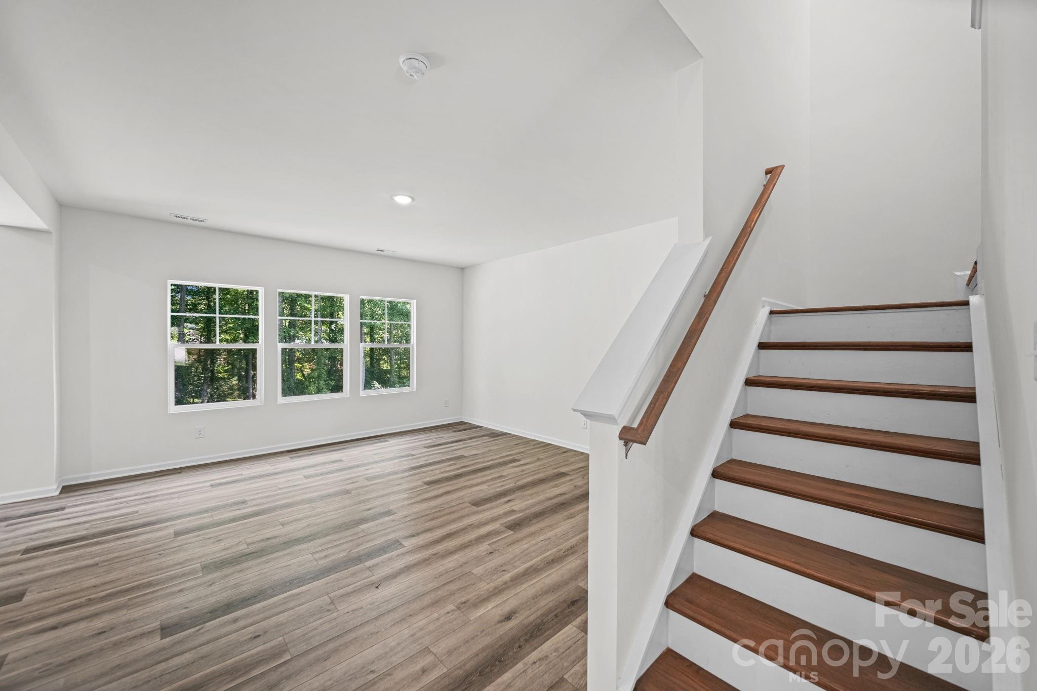 7725 E Lane Drive — Charlotte