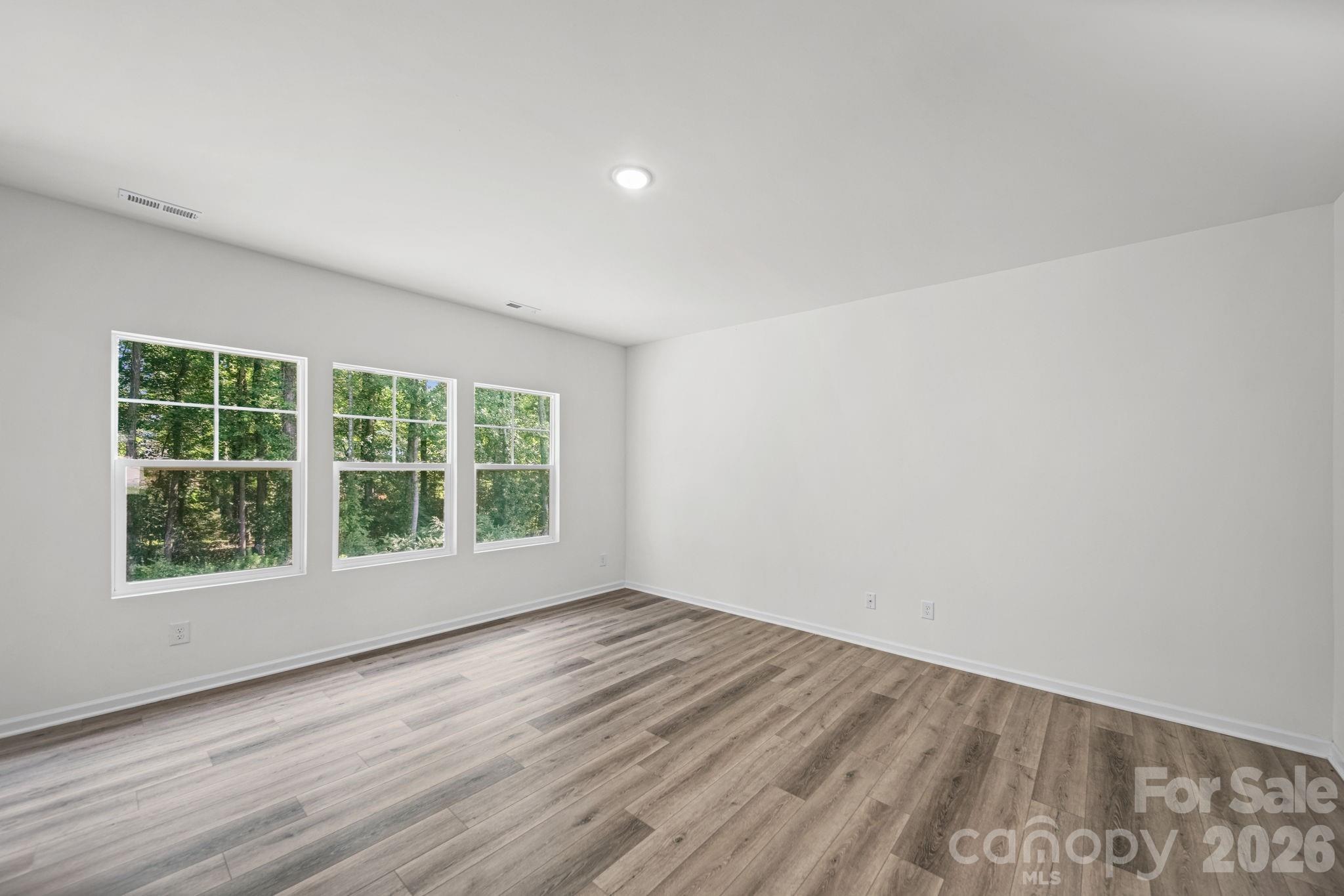 7725 E Lane Drive — Charlotte