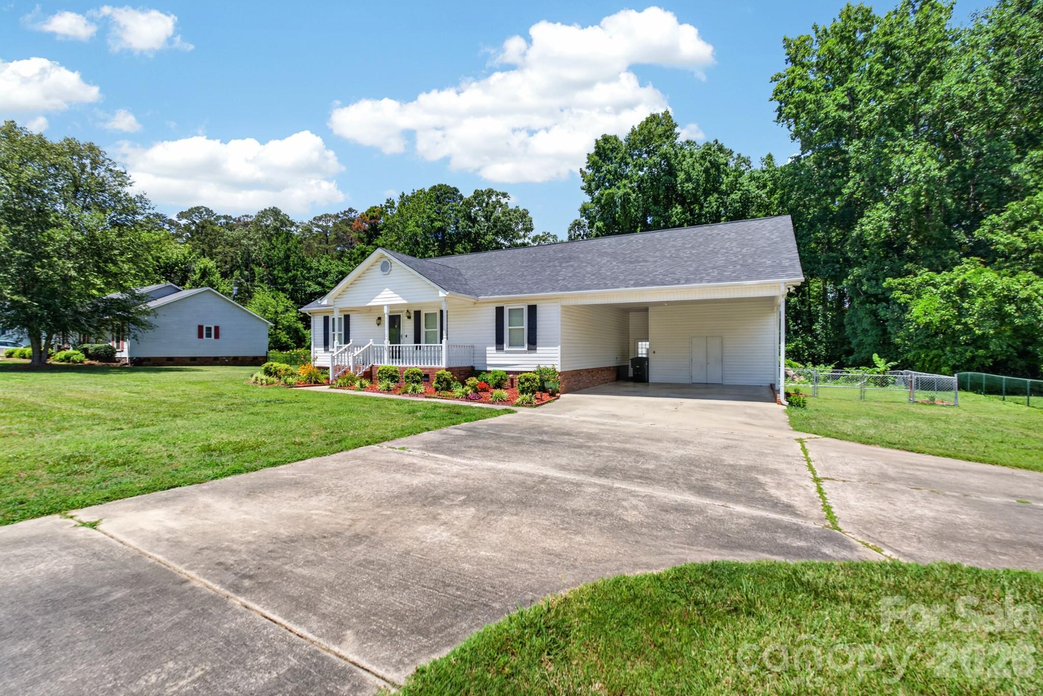 127 Old Airport Road #4 — Concord