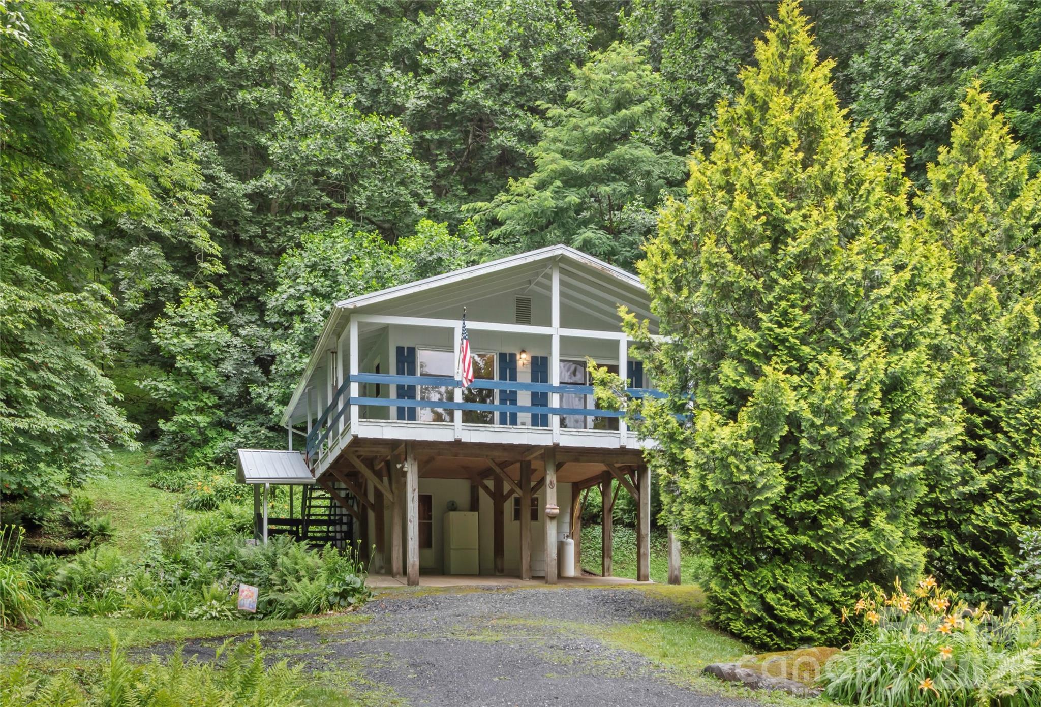 1210 Blevins Branch Road — Bakersville