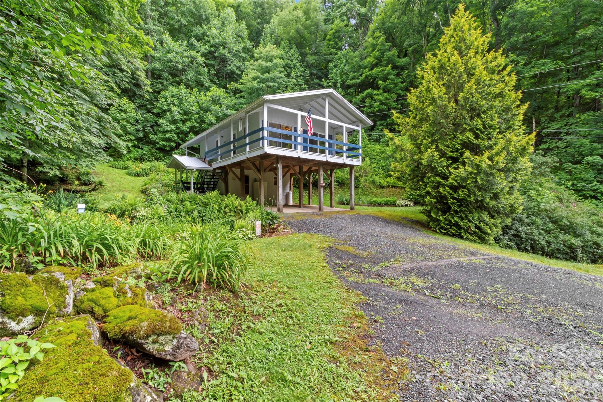 1210 Blevins Branch Road — Bakersville