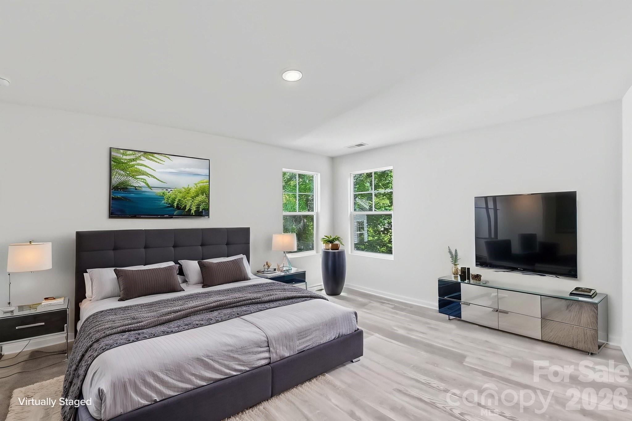 7809 E Lane Drive — Charlotte