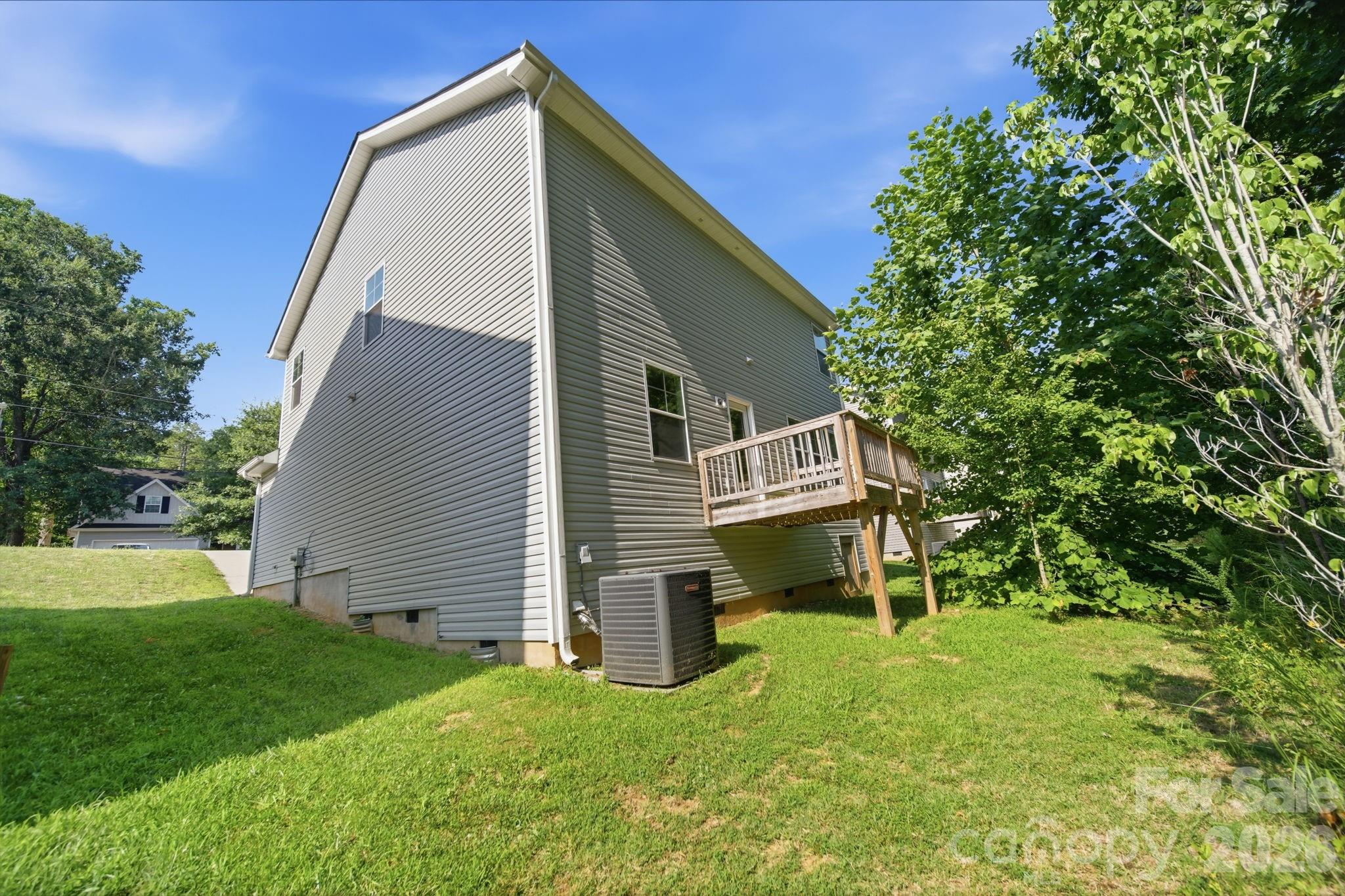 7809 E Lane Drive — Charlotte