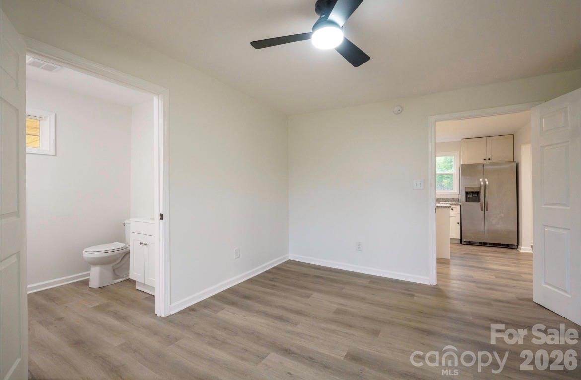 1810 E Greenbriar Road — Statesville