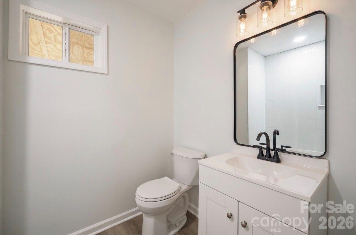 1810 E Greenbriar Road — Statesville