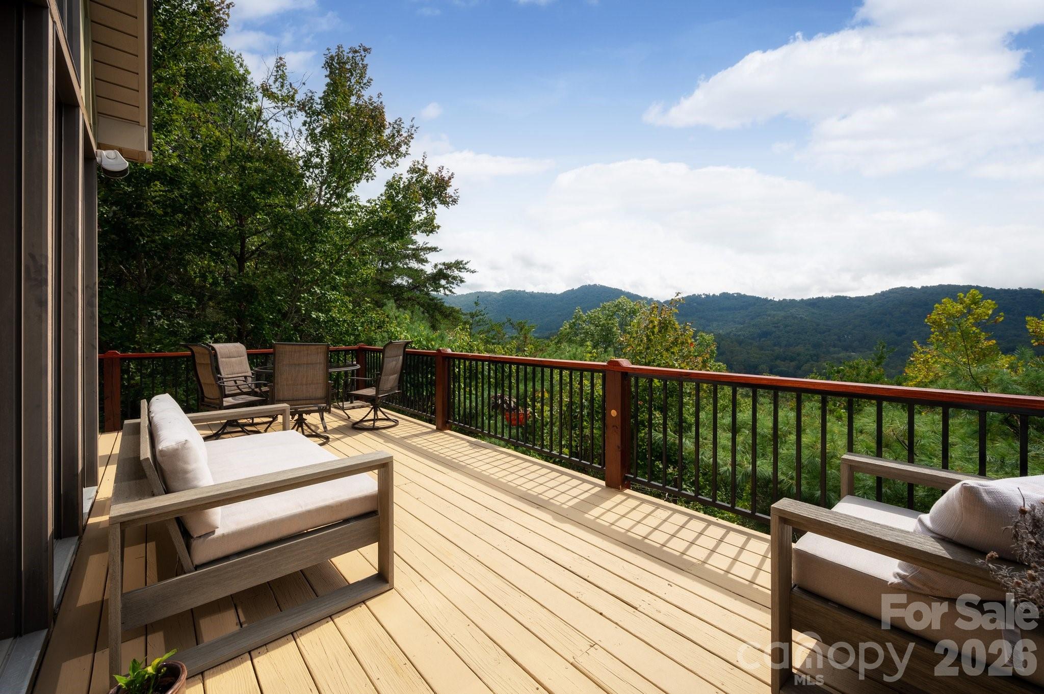 130 Black Oak Drive — Asheville