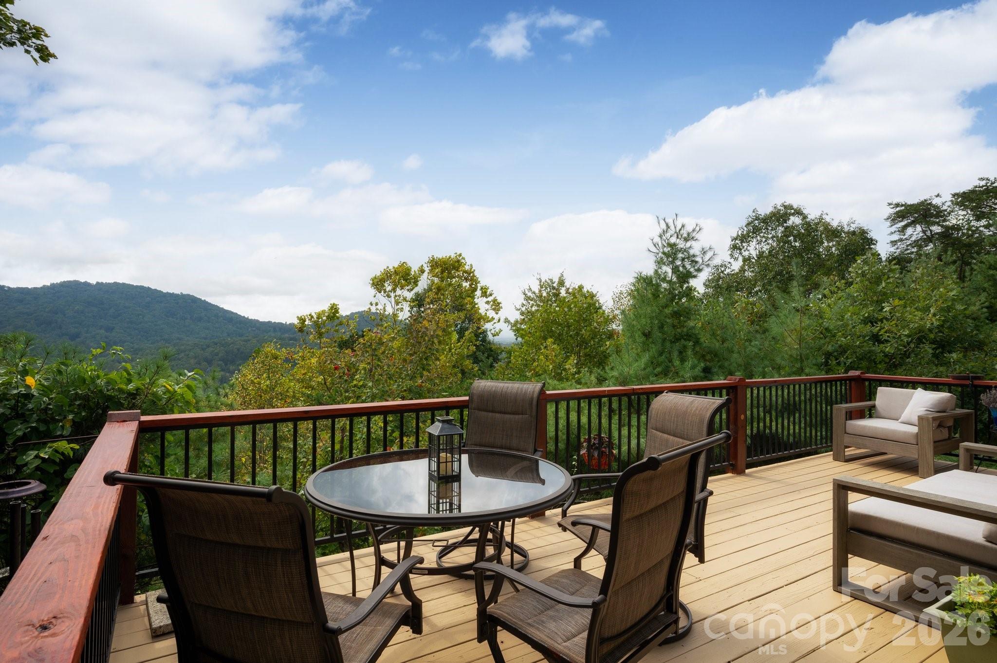 130 Black Oak Drive — Asheville