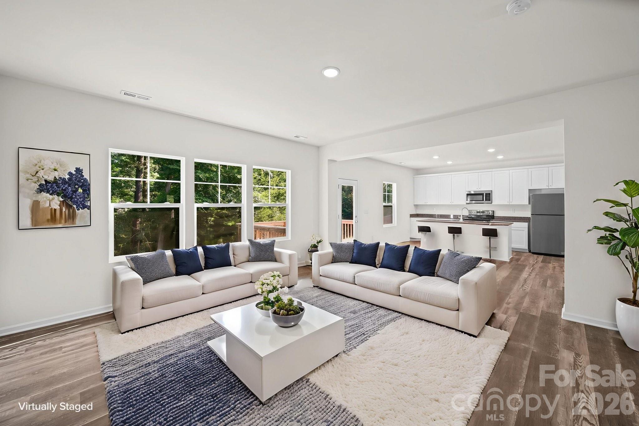 7813 E Lane Drive — Charlotte