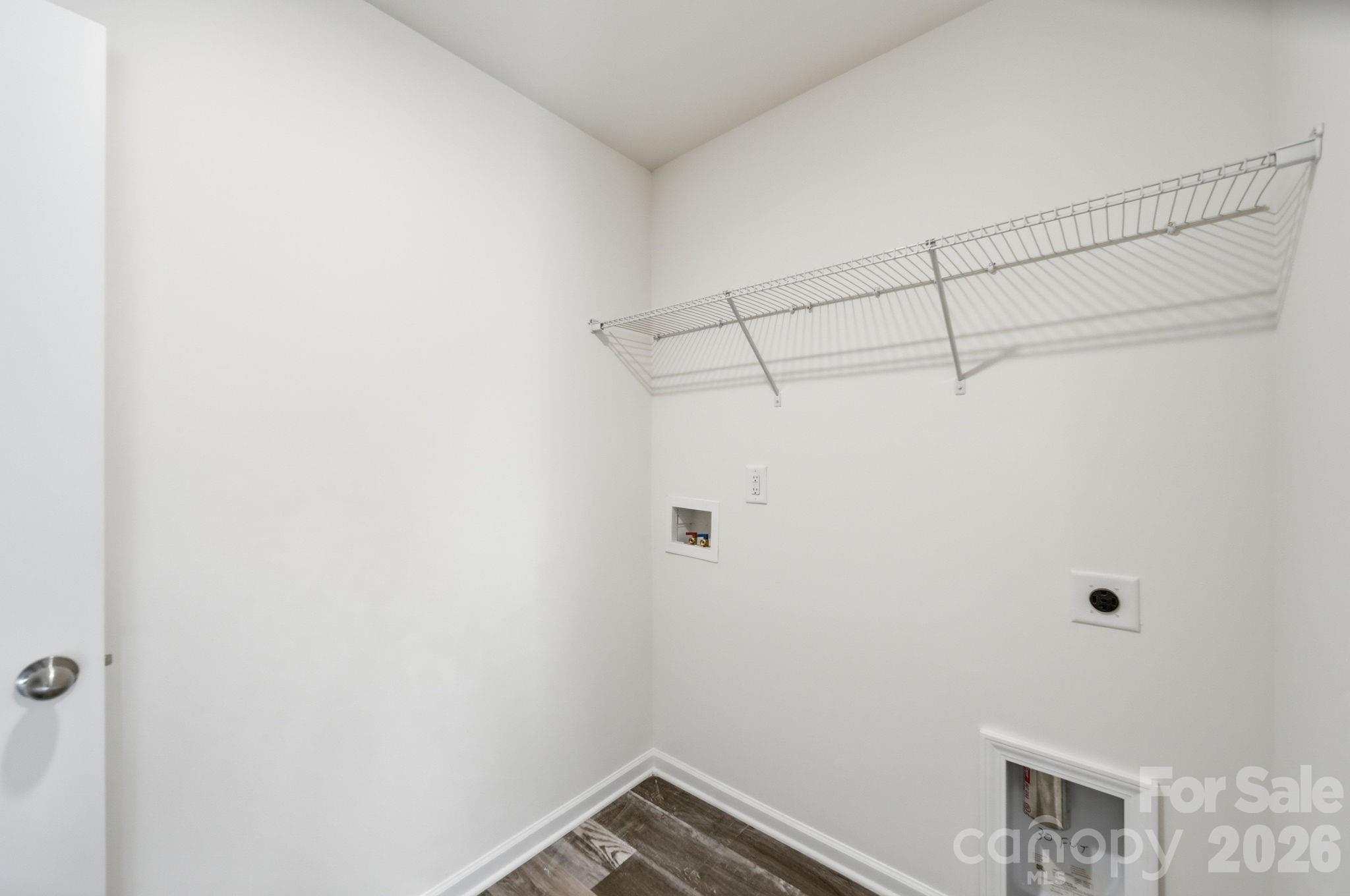 7813 E Lane Drive — Charlotte