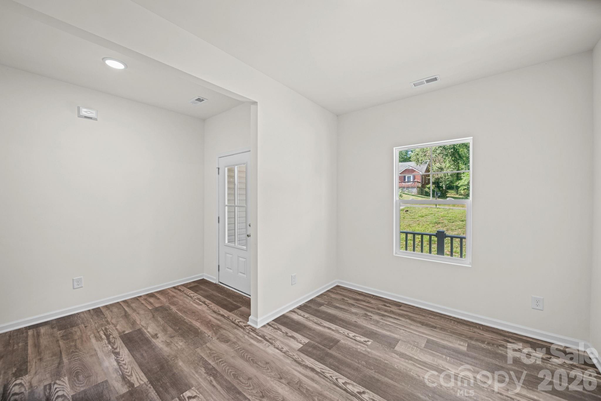 7813 E Lane Drive — Charlotte
