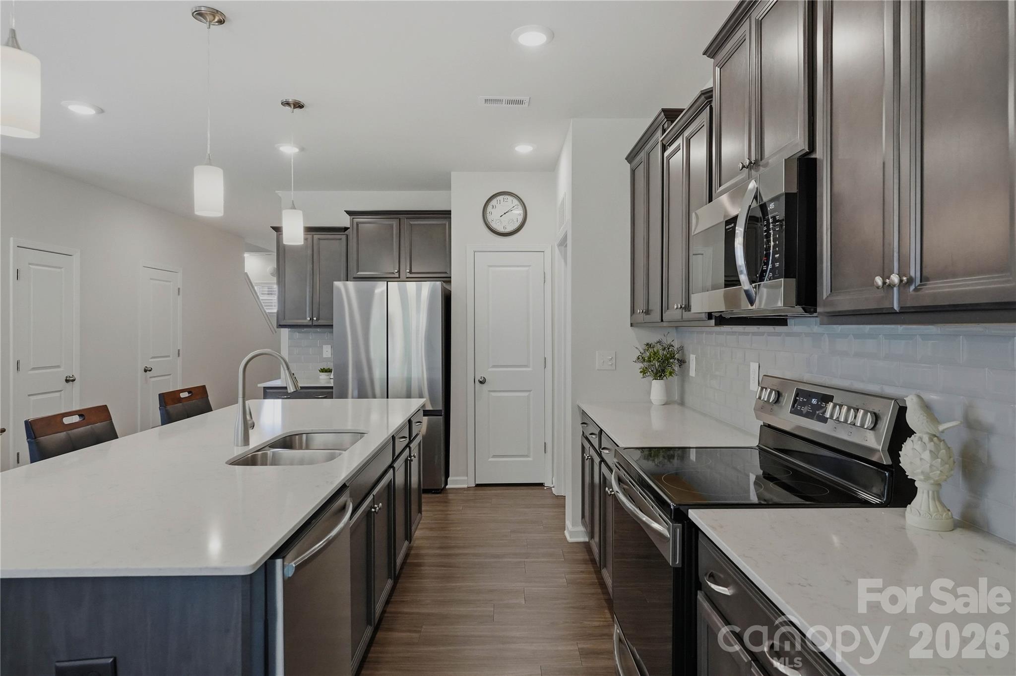 220 Eden Avenue — Mooresville