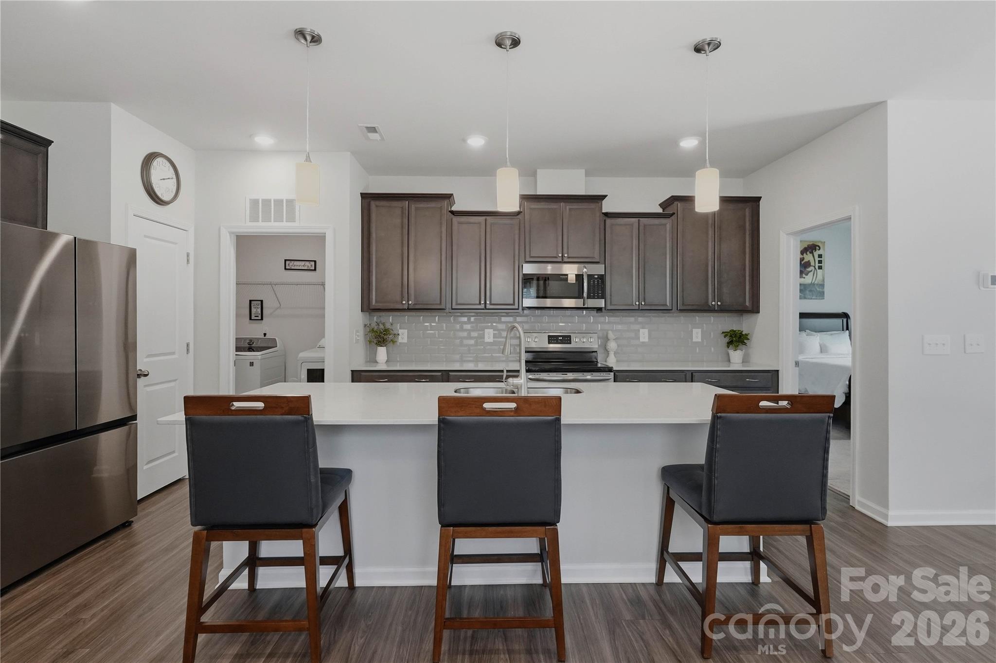 220 Eden Avenue — Mooresville
