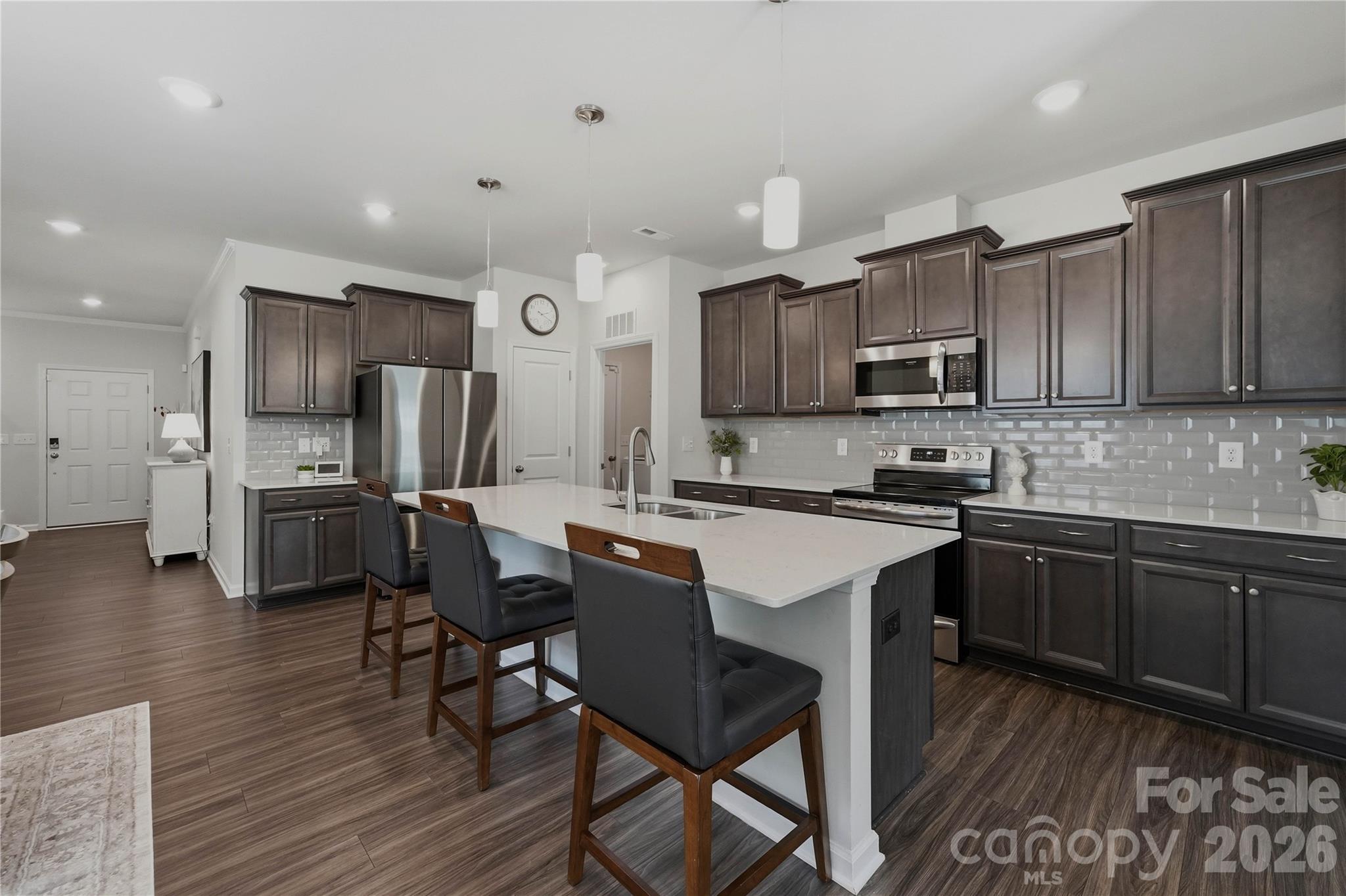 220 Eden Avenue — Mooresville