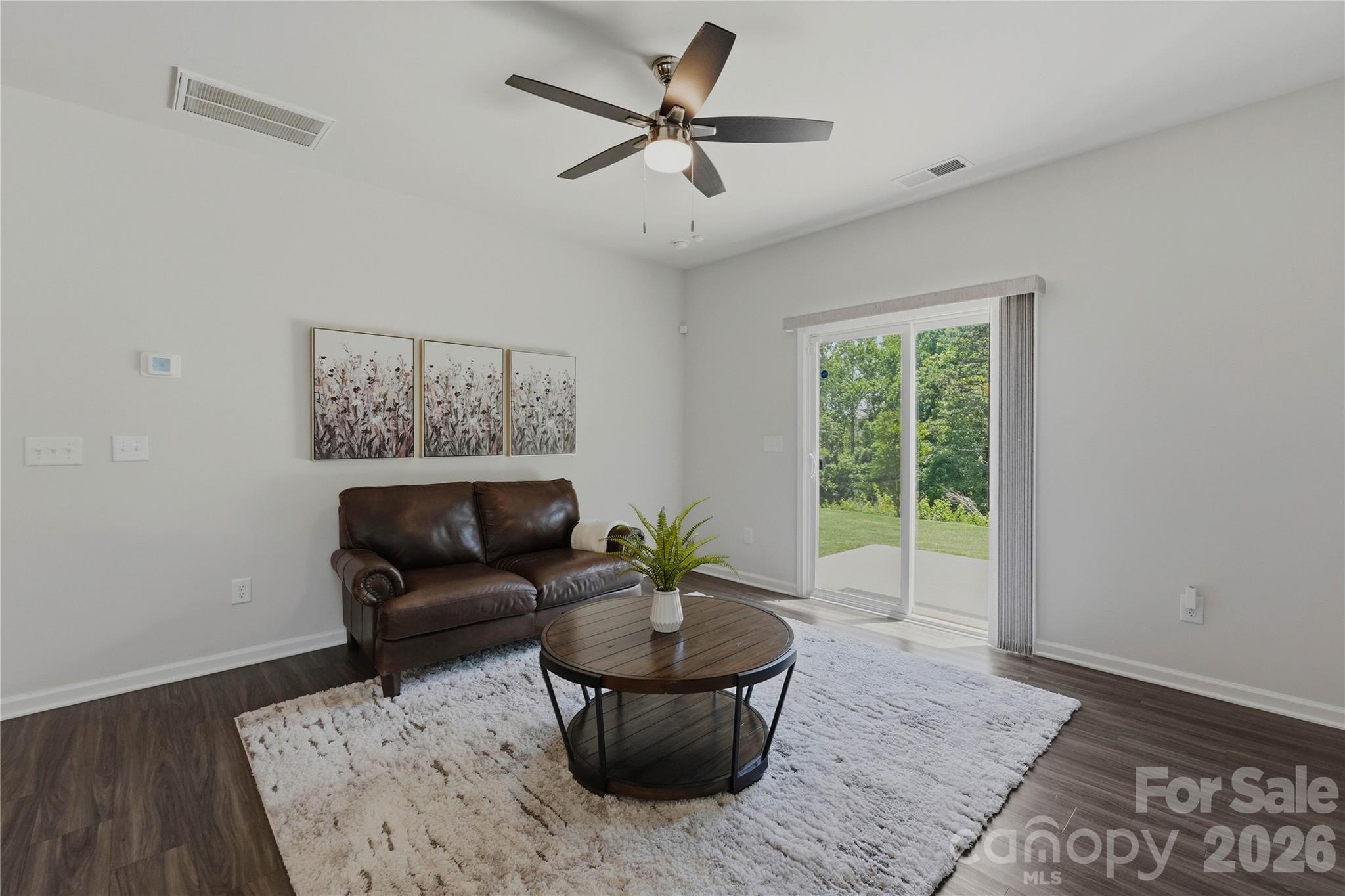 220 Eden Avenue — Mooresville