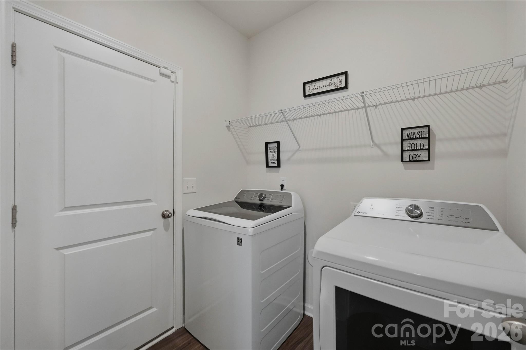 220 Eden Avenue — Mooresville
