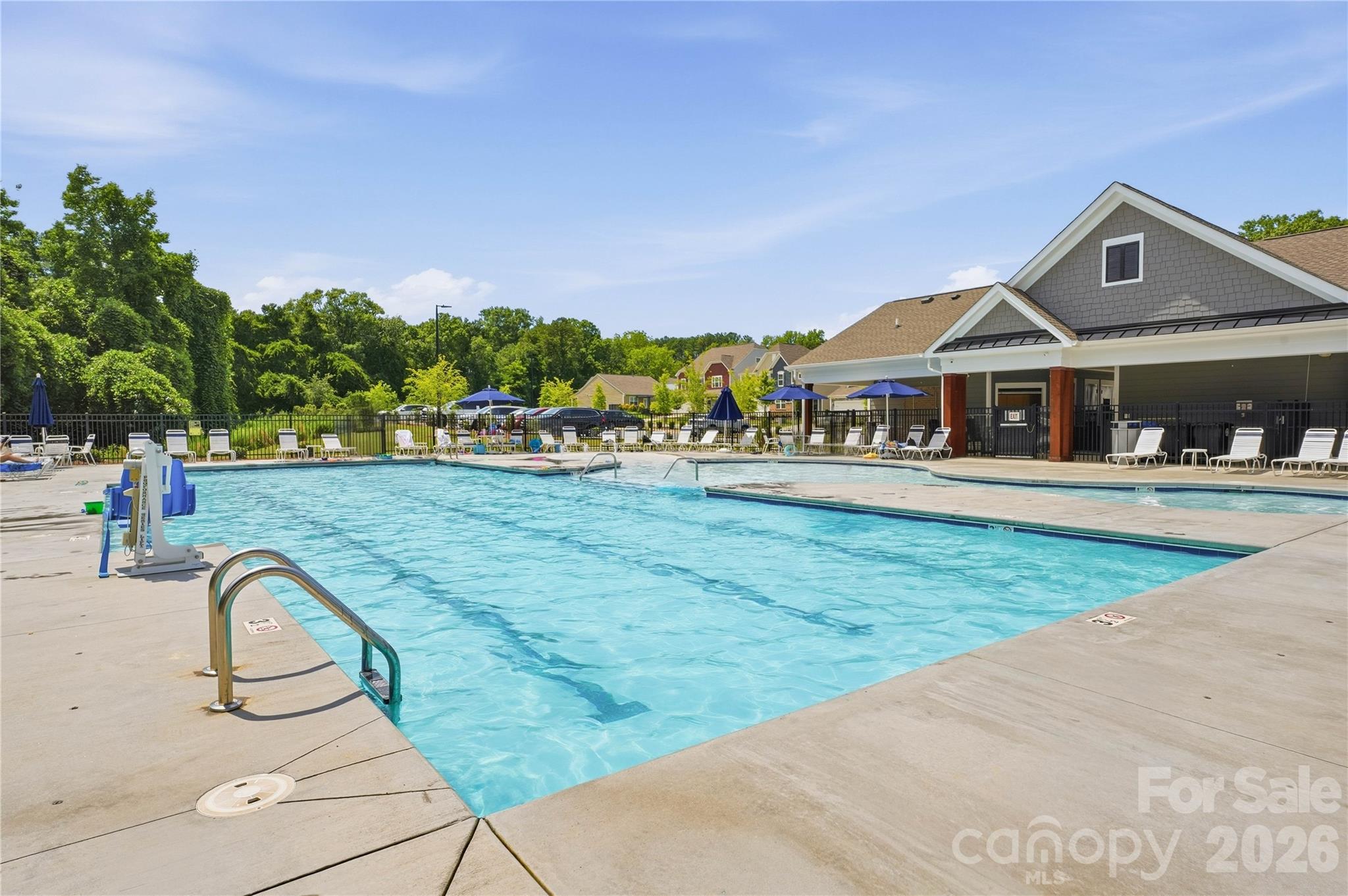 220 Eden Avenue — Mooresville