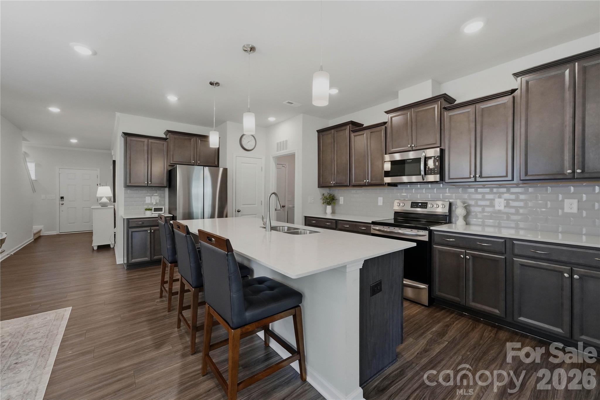 220 Eden Avenue — Mooresville