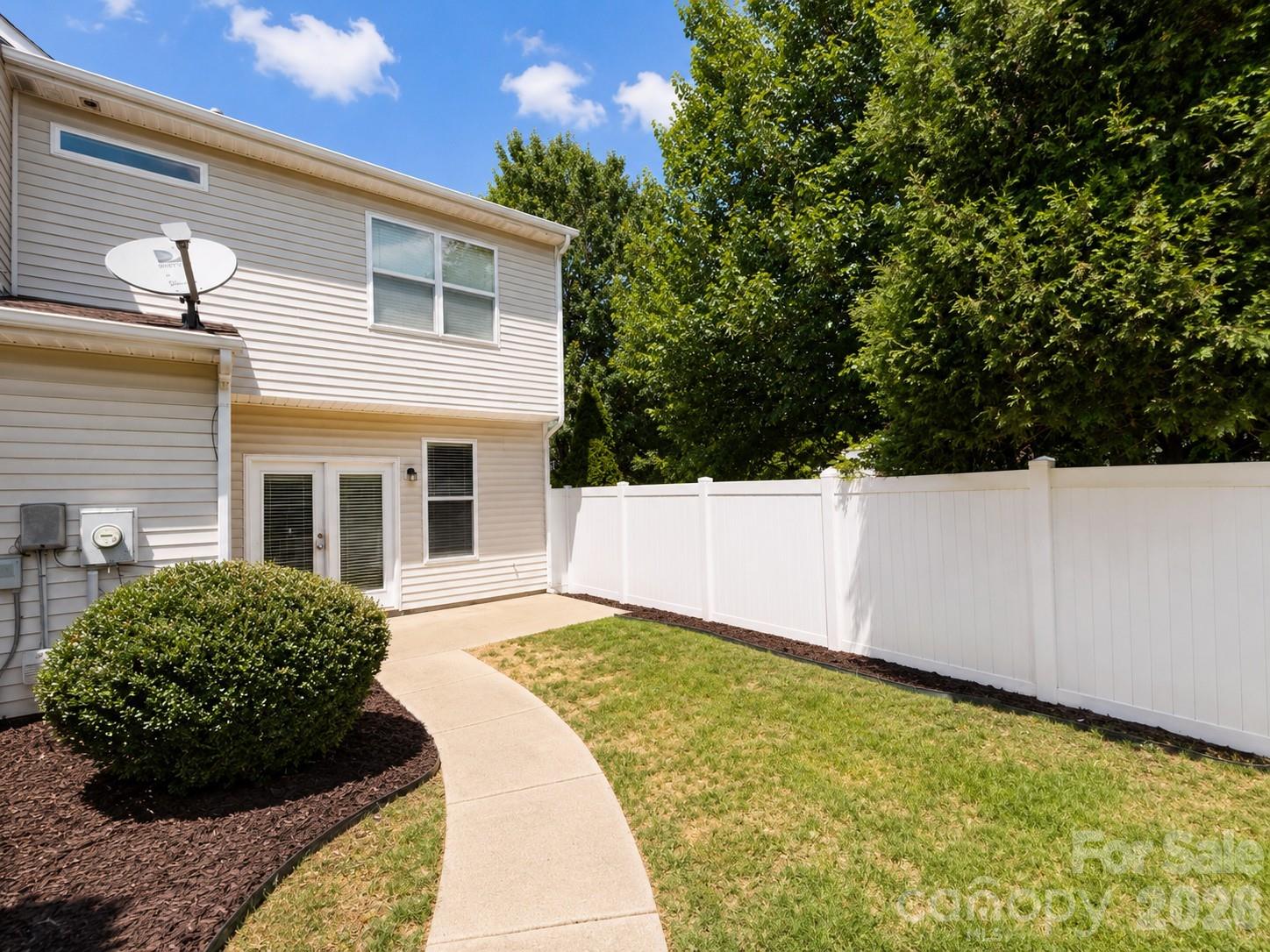 9436 Rosewood Meadow Lane — Huntersville