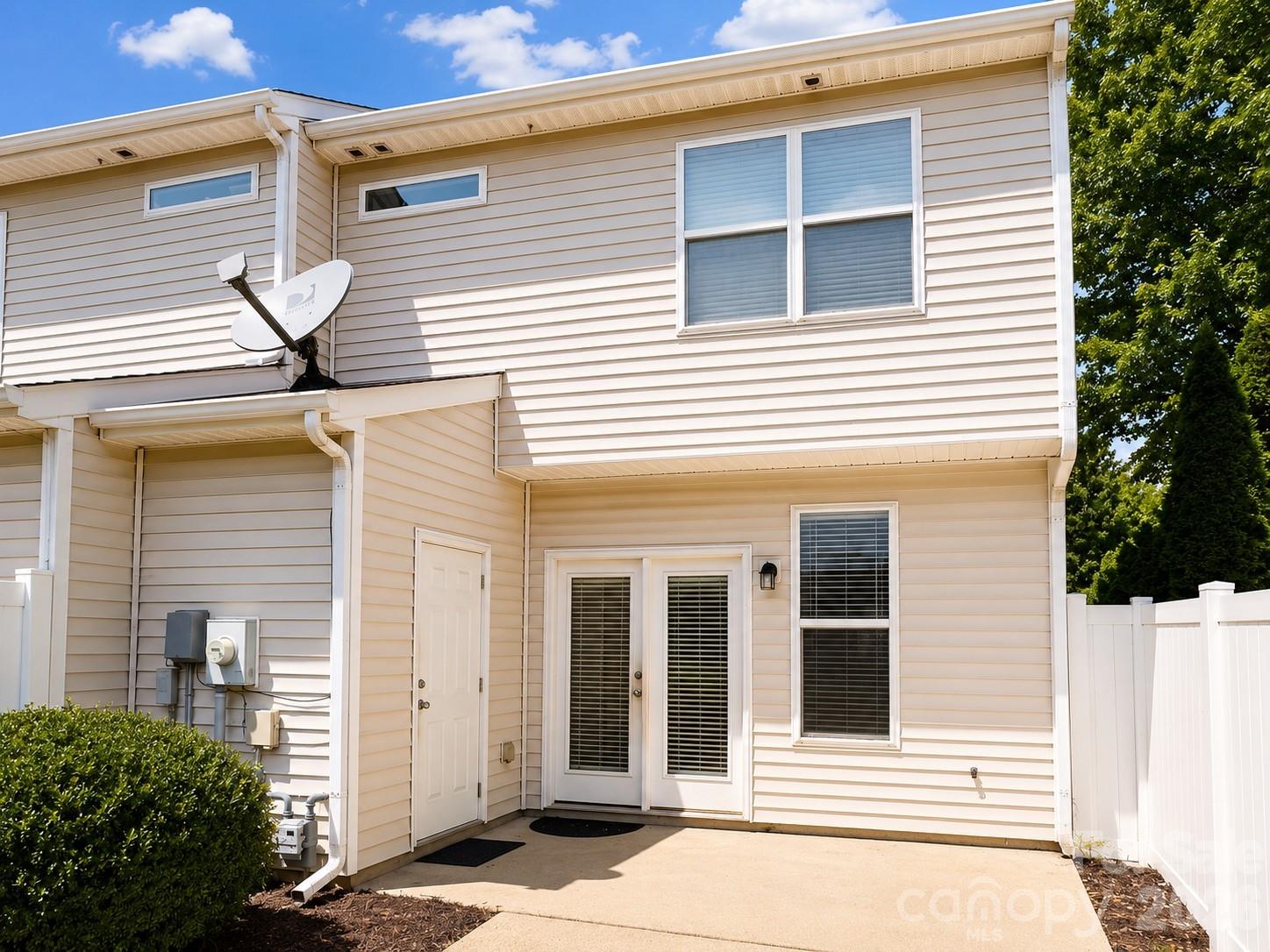 9436 Rosewood Meadow Lane — Huntersville