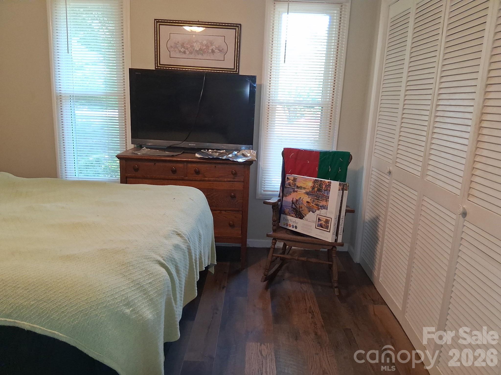 1415 Old US 221A Highway — Mooresboro