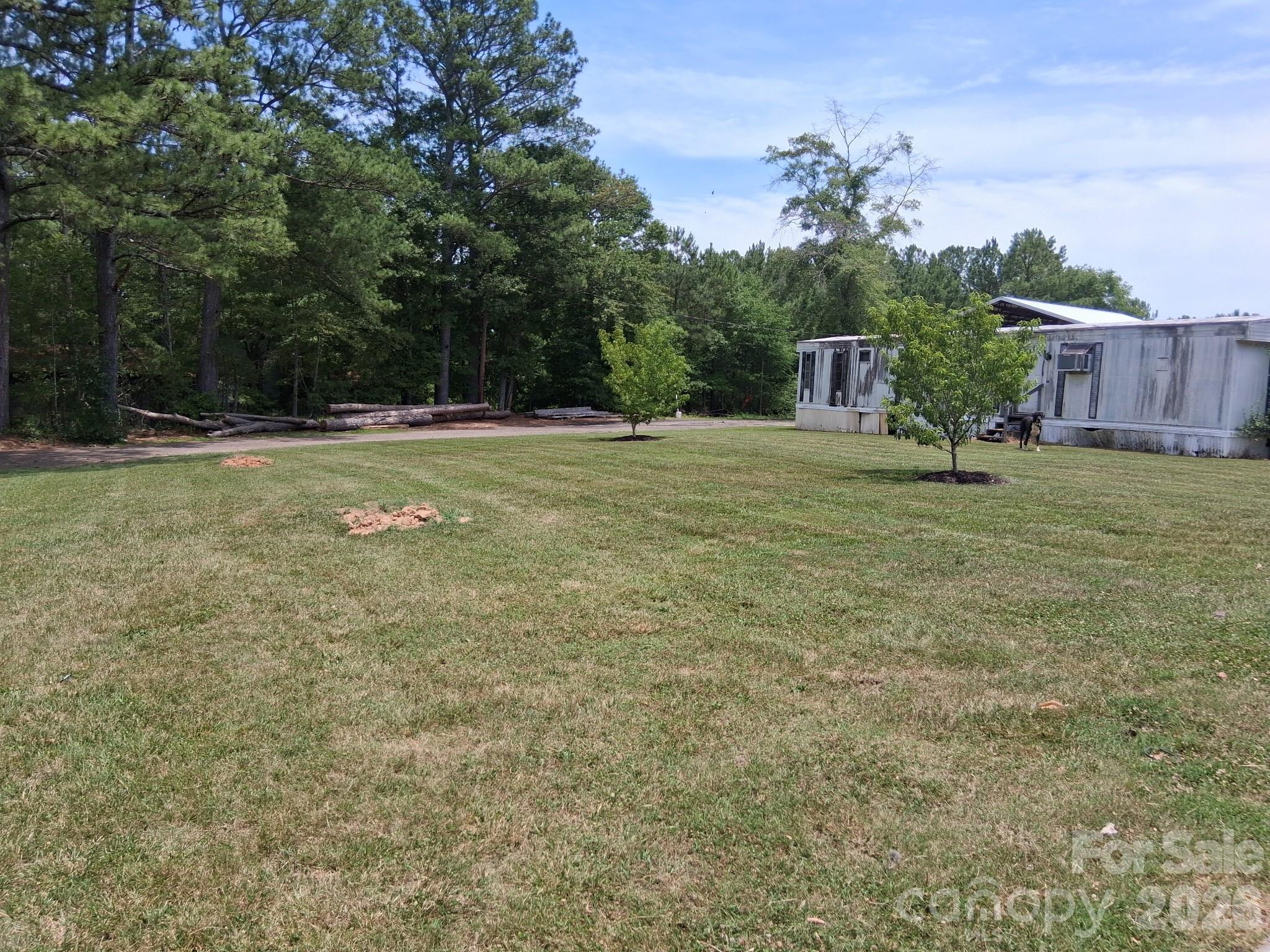 1415 Old US 221A Highway — Mooresboro