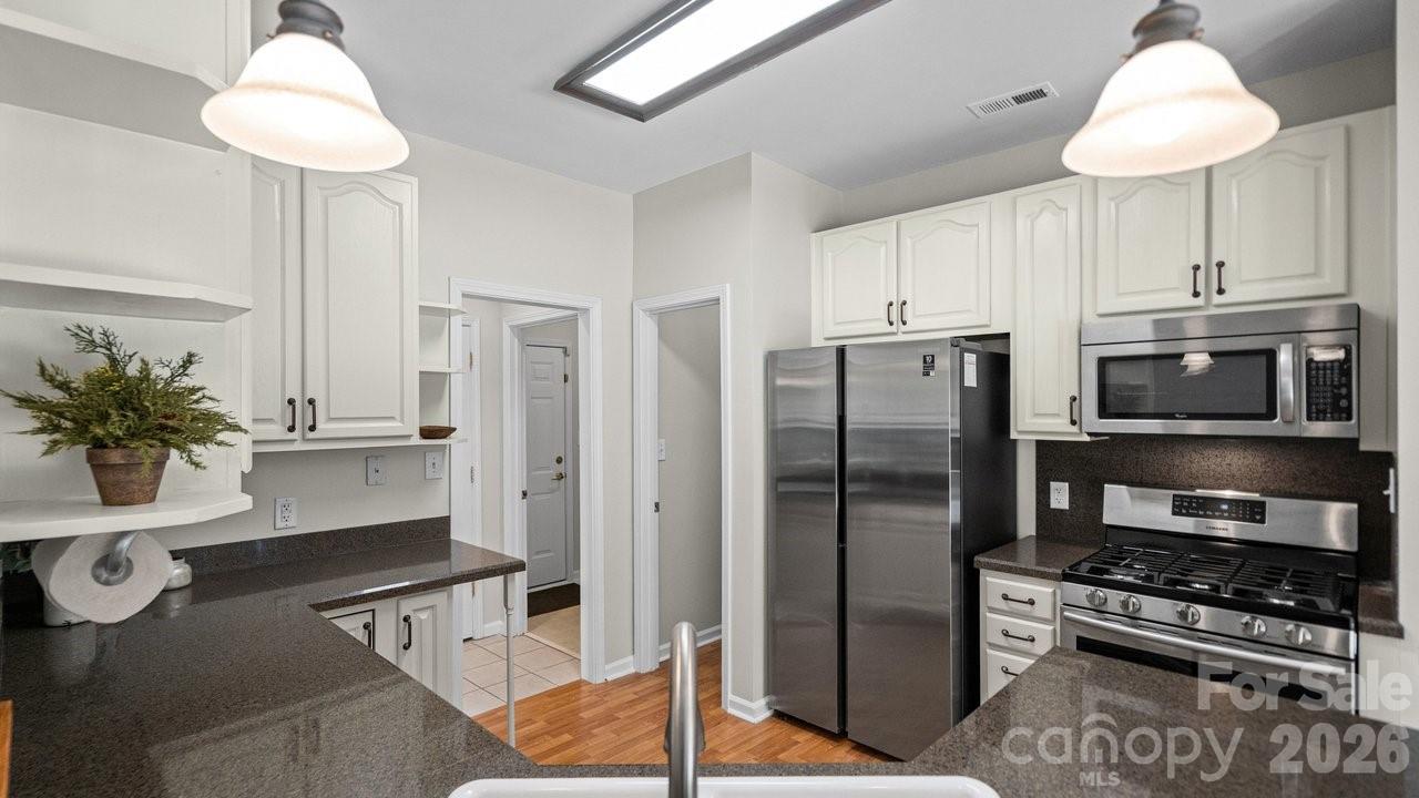 122 Nantucket Court — Mooresville