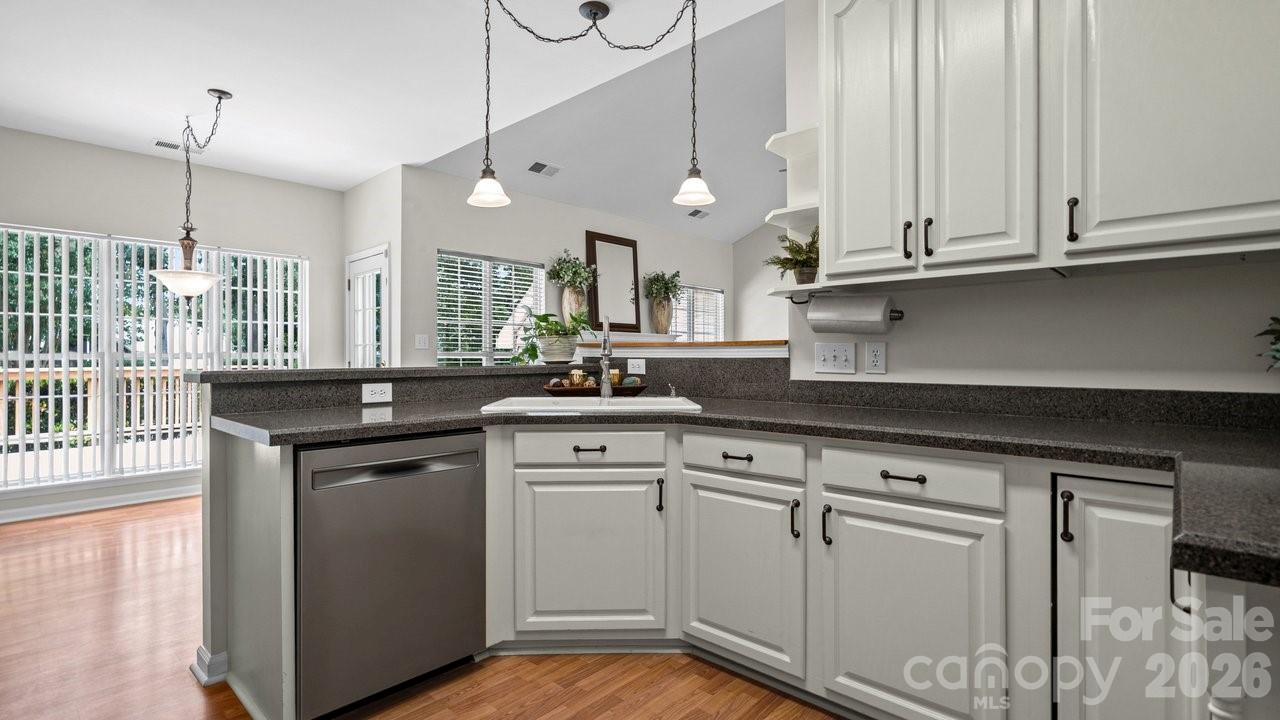 122 Nantucket Court — Mooresville