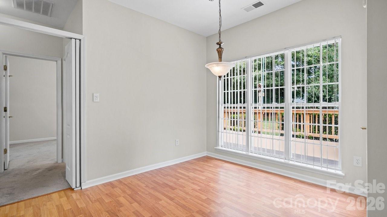 122 Nantucket Court — Mooresville