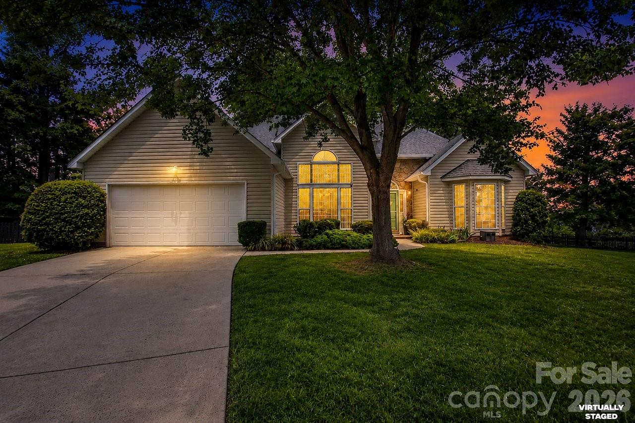 122 Nantucket Court — Mooresville