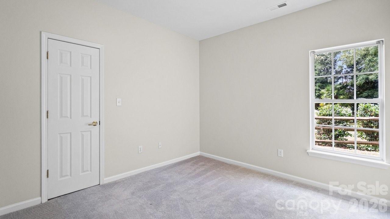 122 Nantucket Court — Mooresville