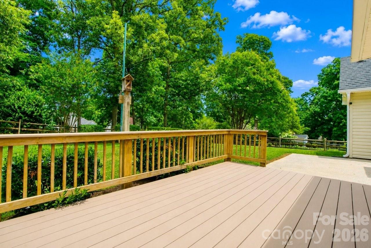 122 Nantucket Court — Mooresville
