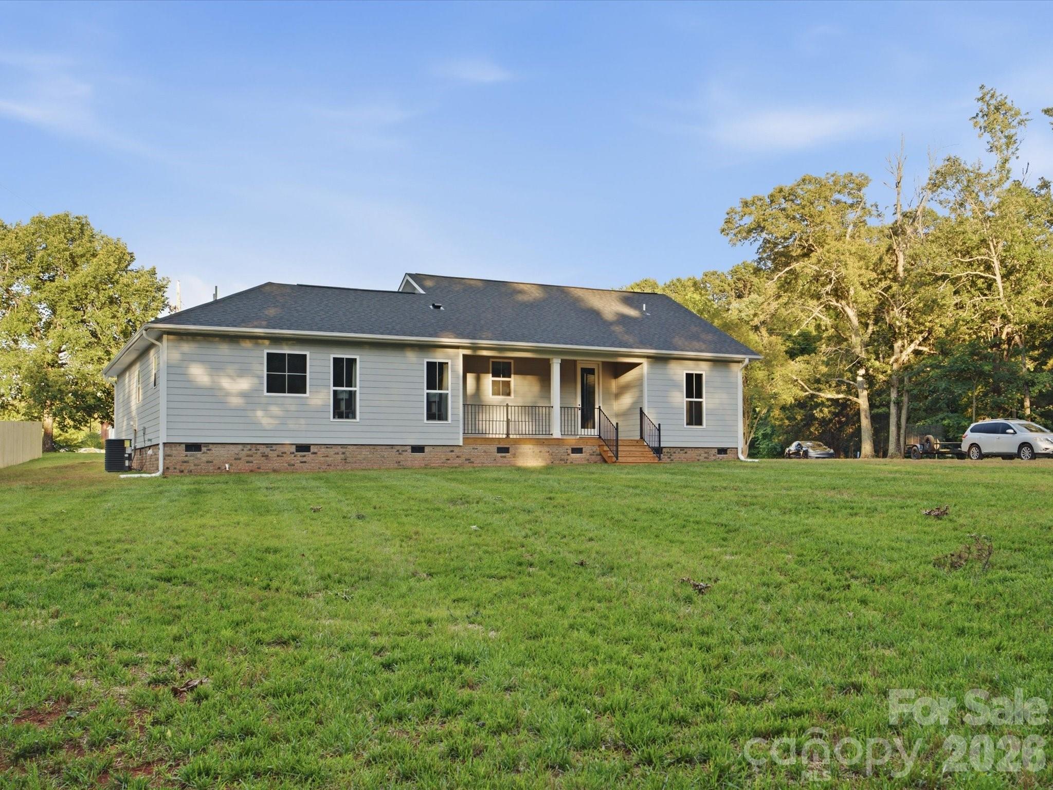 1133 White Jenkins Road — Bessemer City